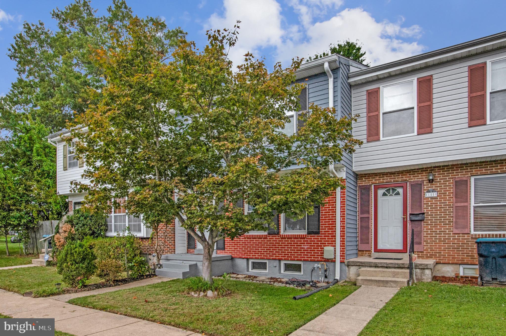 1561 HARFORD SQUARE DRIVE