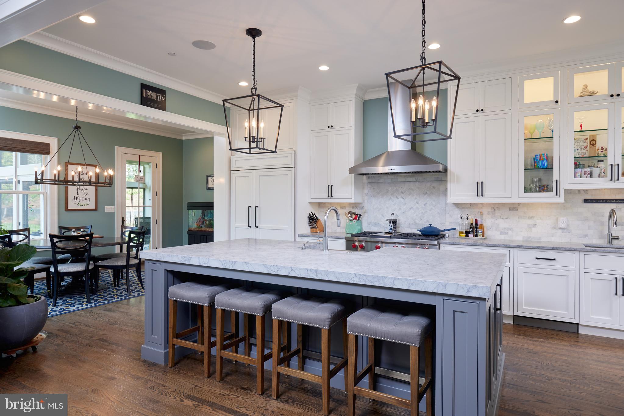 TULIP HILL - Residential