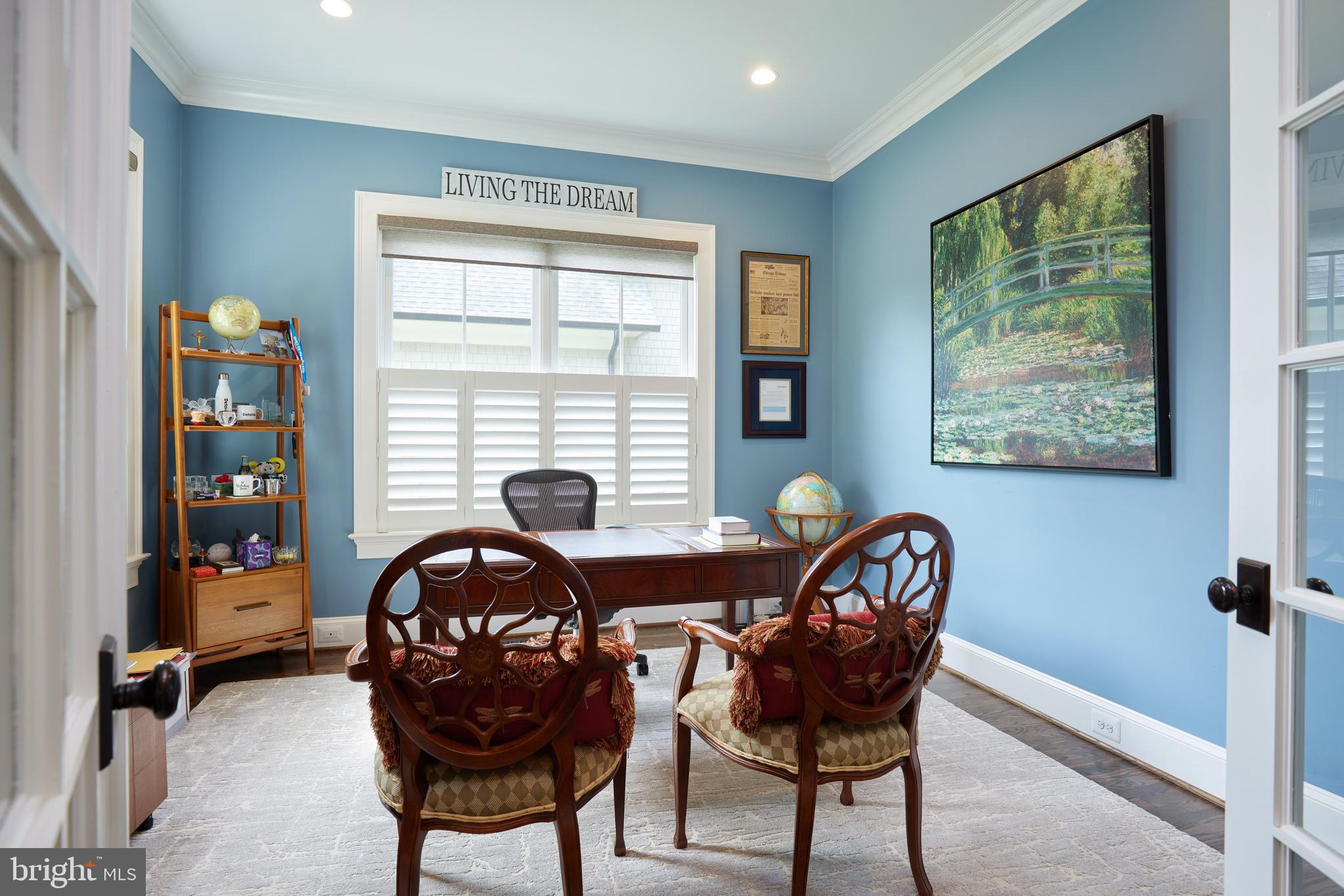 TULIP HILL - Residential