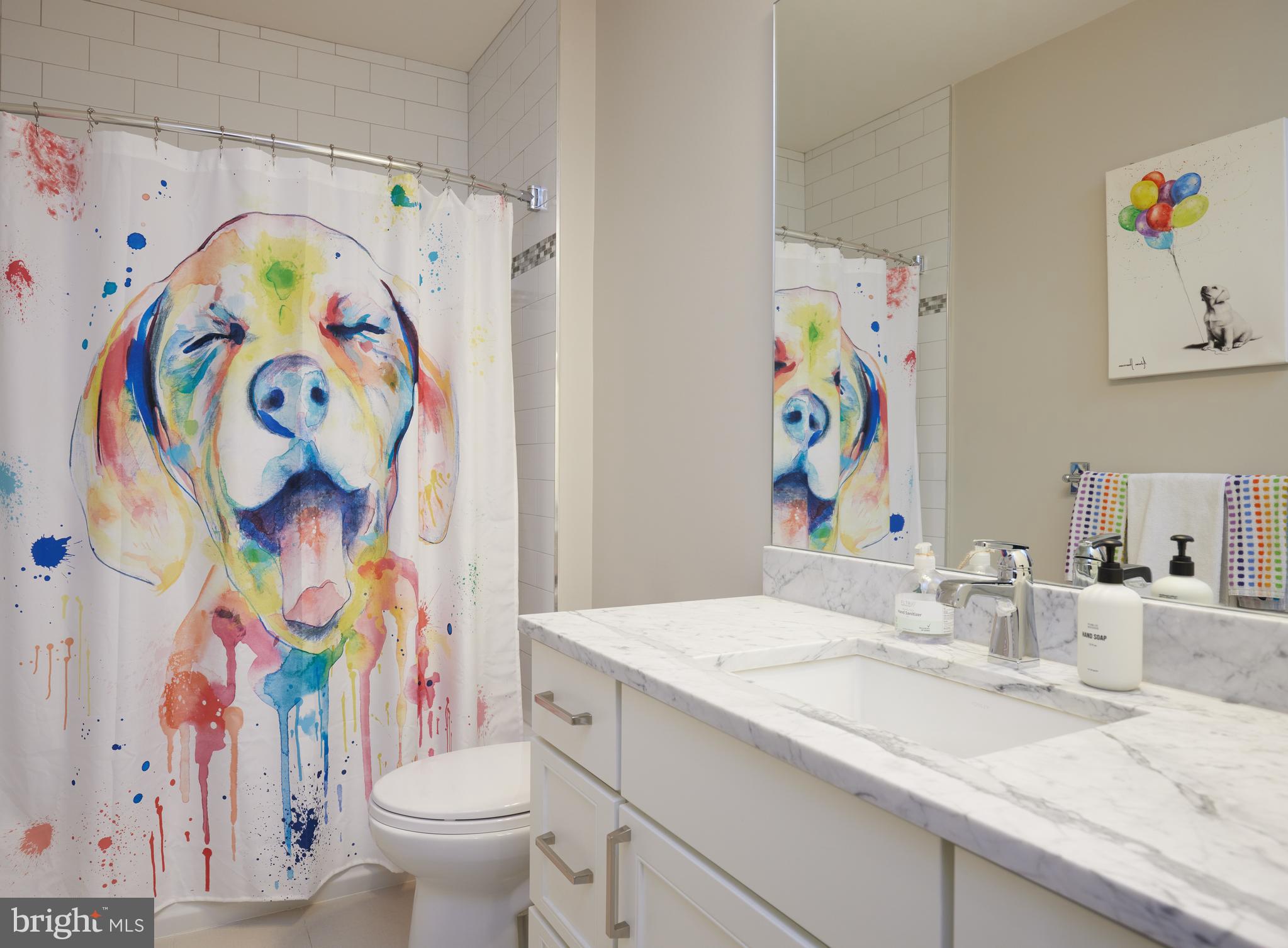 TULIP HILL - Residential