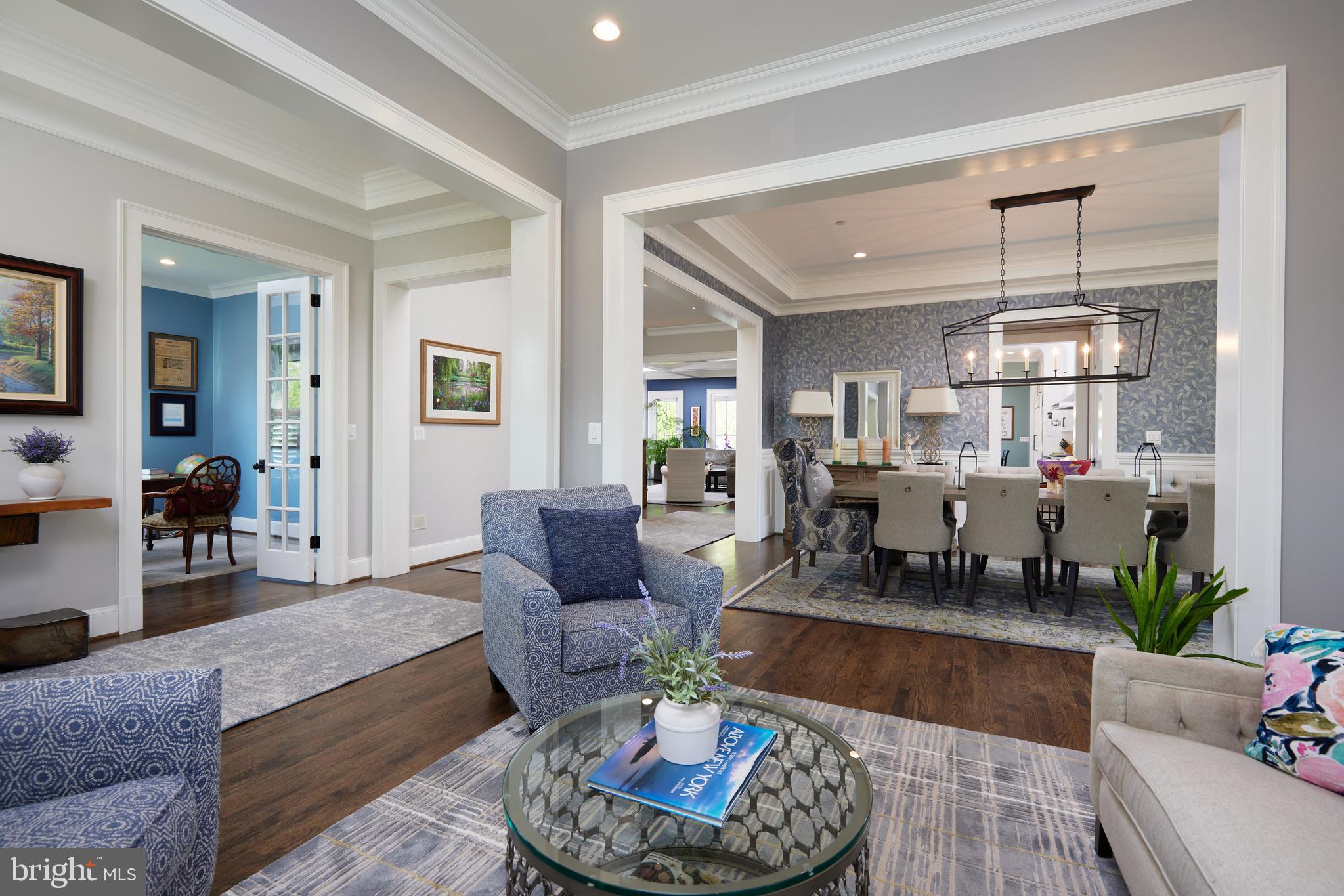 TULIP HILL - Residential