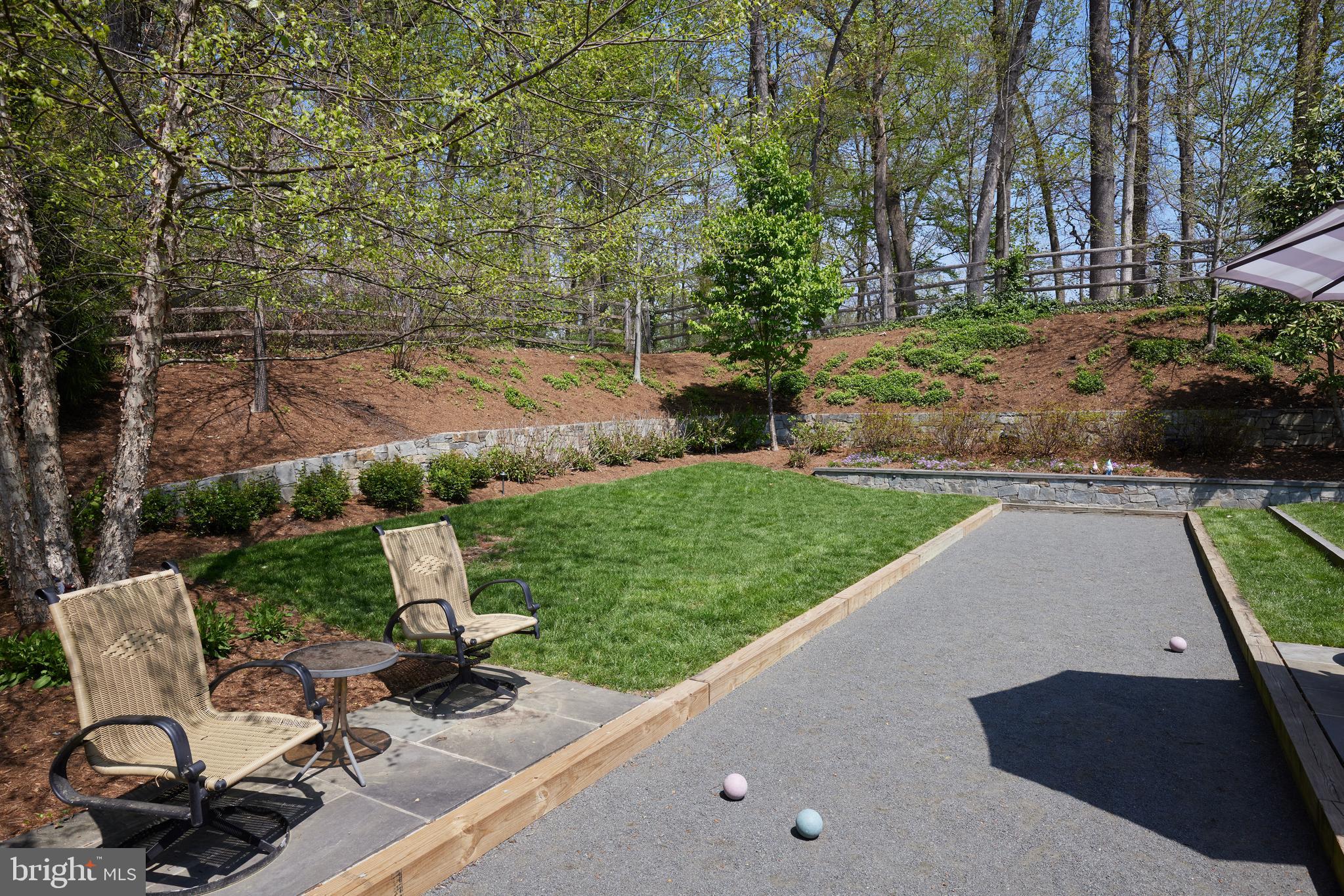 TULIP HILL - Residential