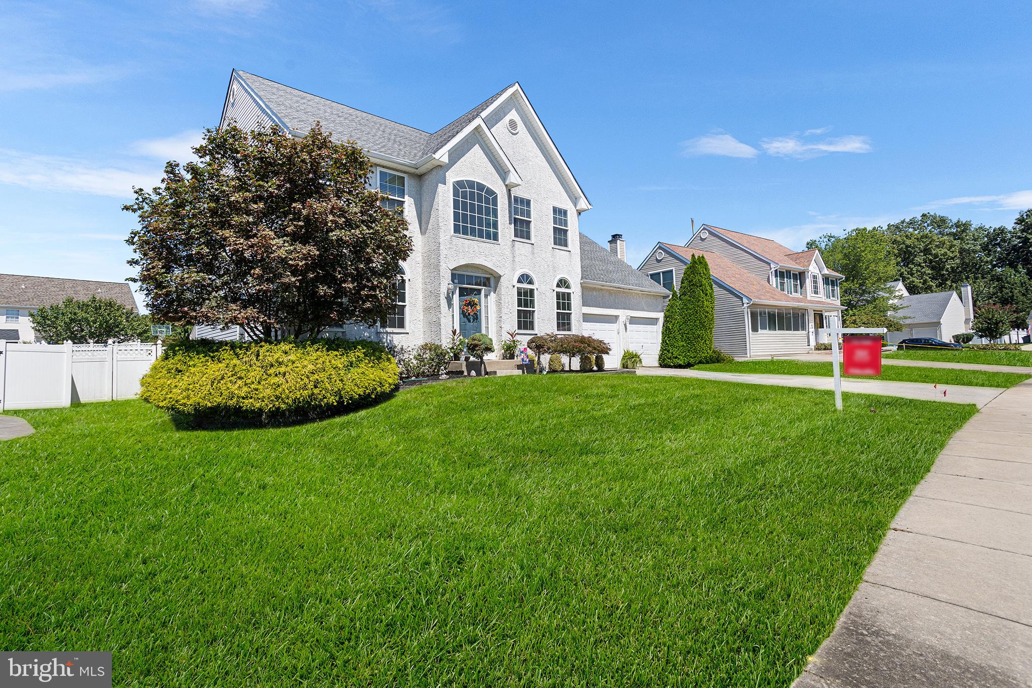 4 LEXINGTON PARK ROAD