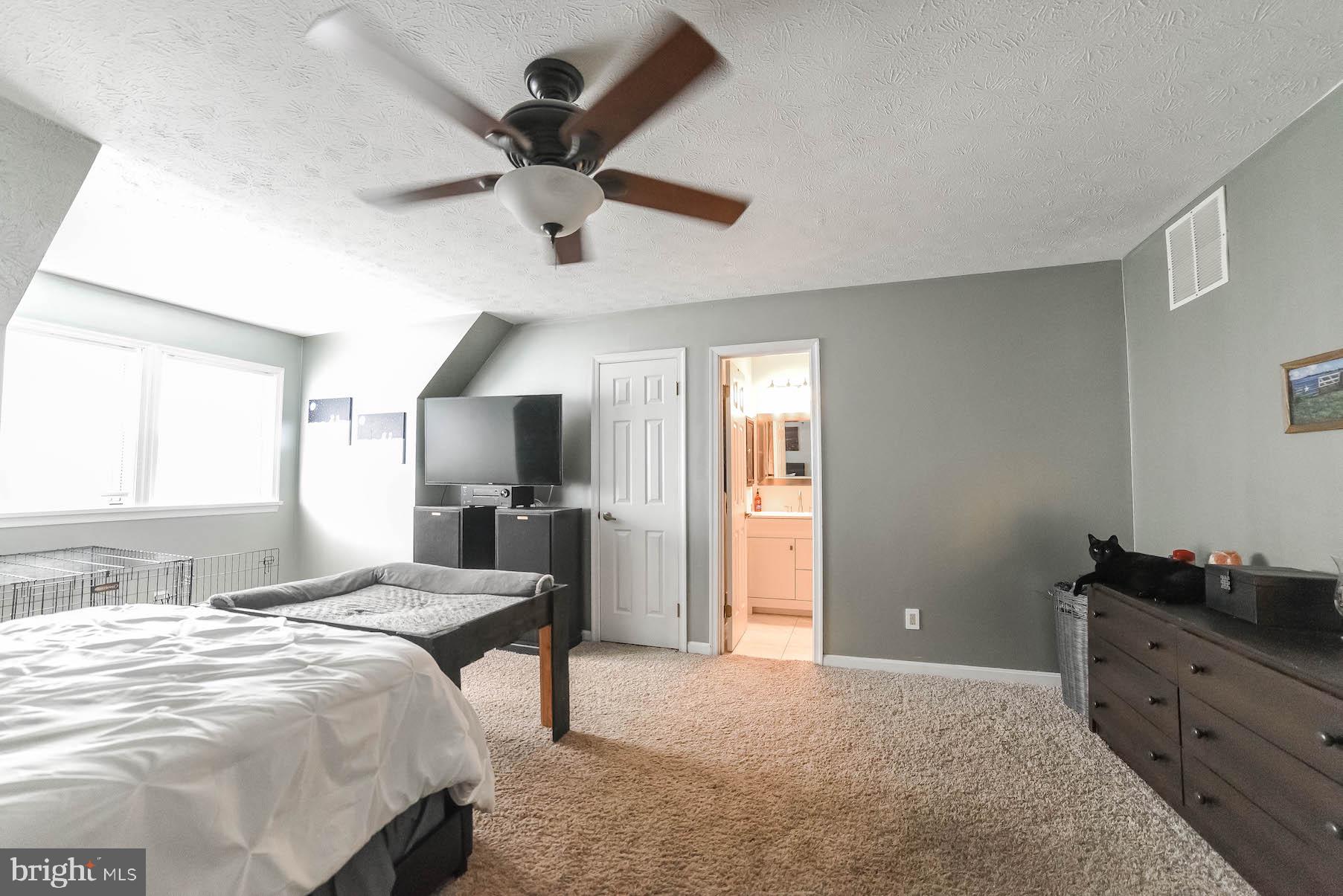 HICKORY NUT OF WILDEWOOD - Residential