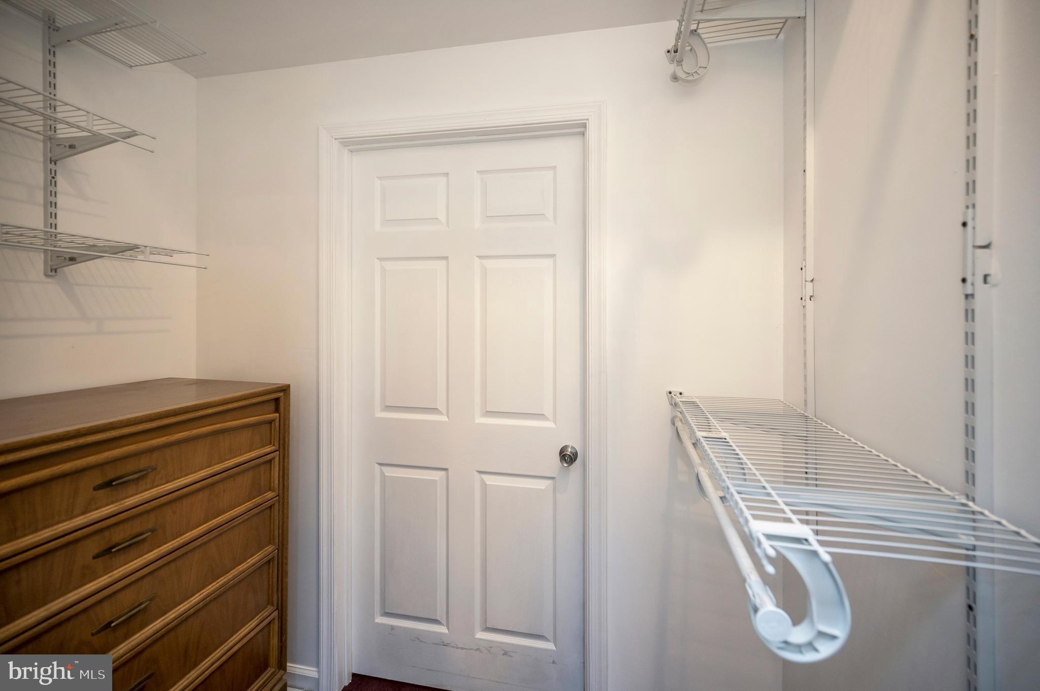 ENGLAND RUN NORTH - Residential