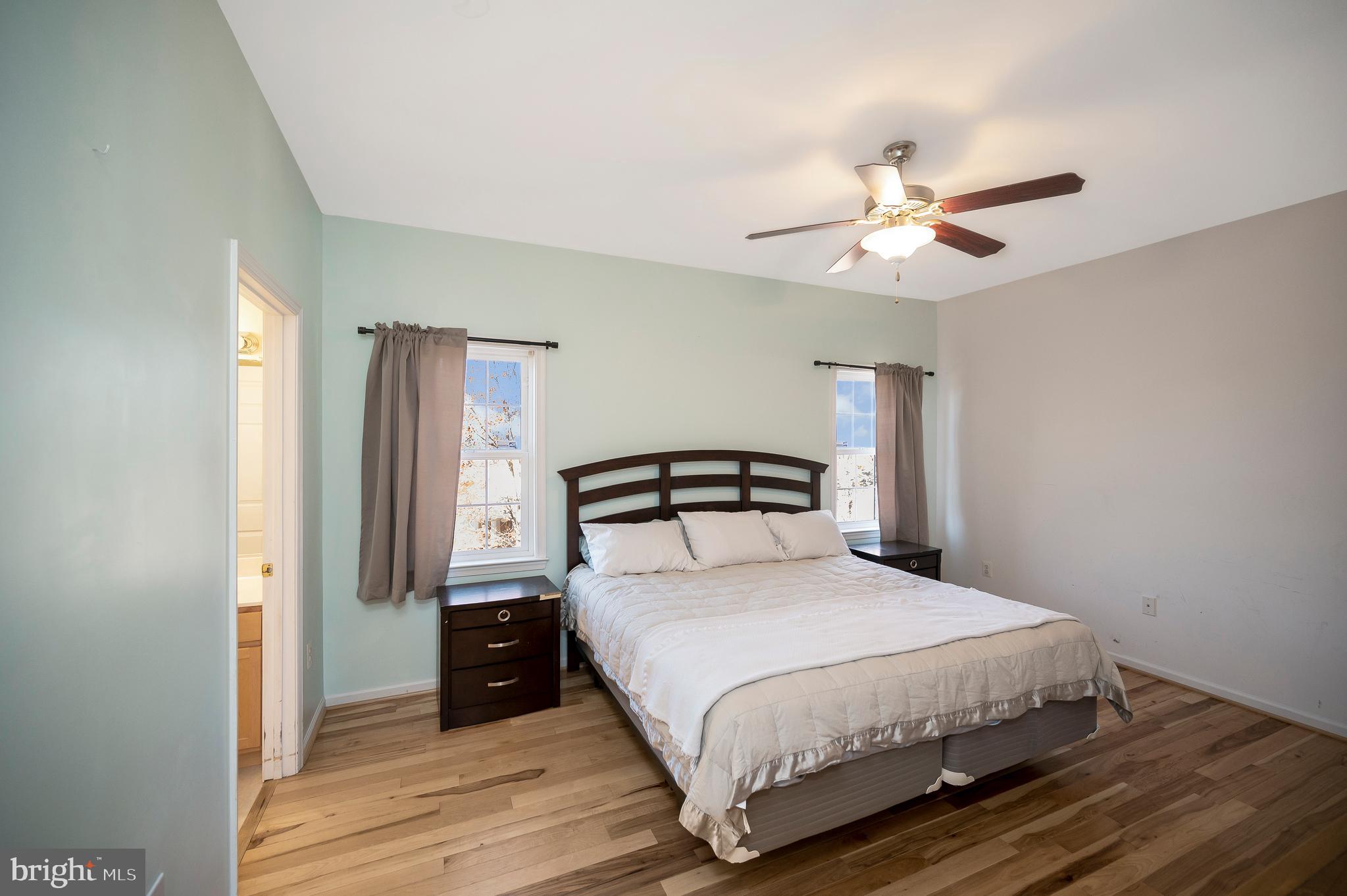 ENGLAND RUN NORTH - Residential