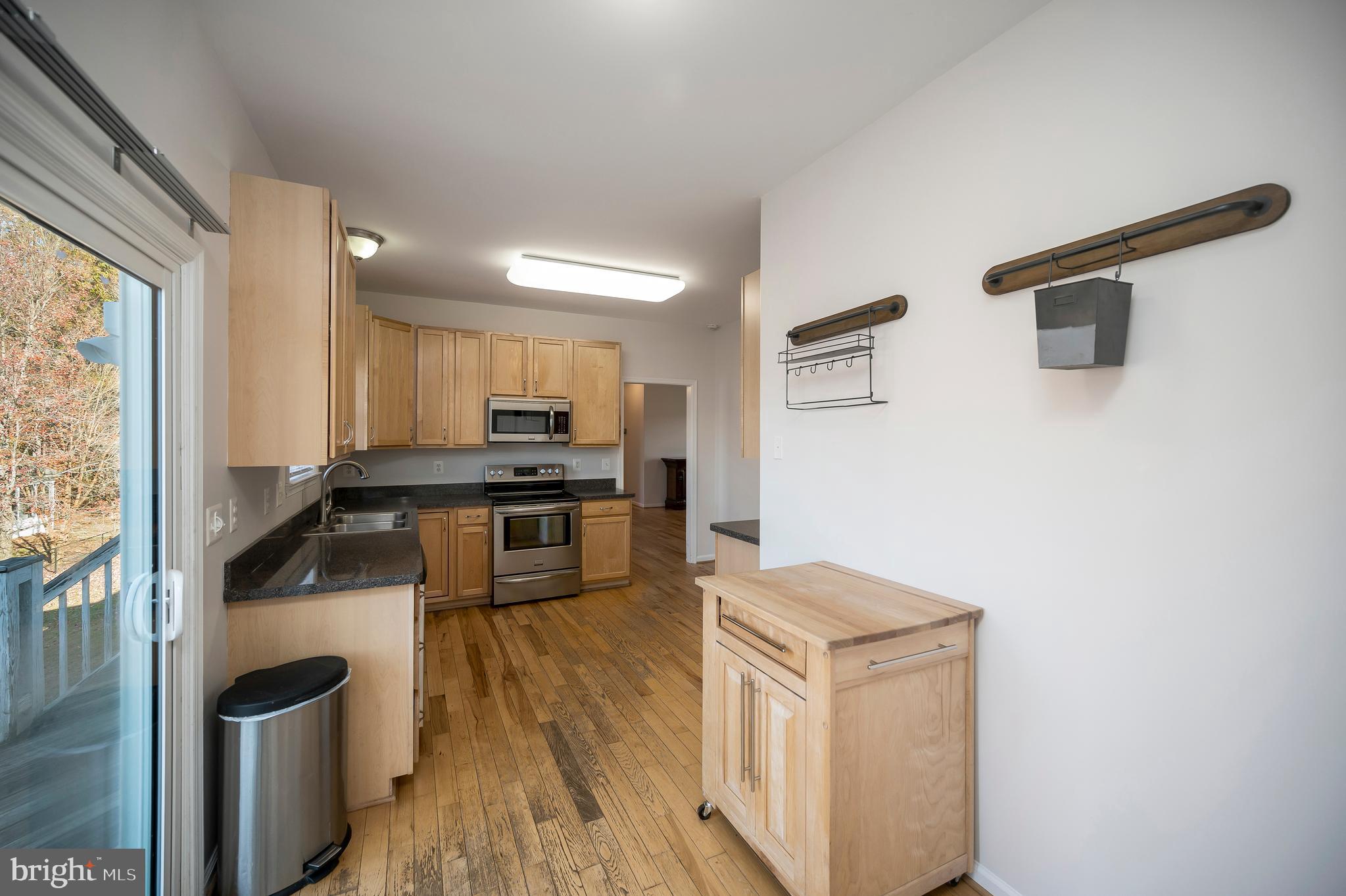 ENGLAND RUN NORTH - Residential