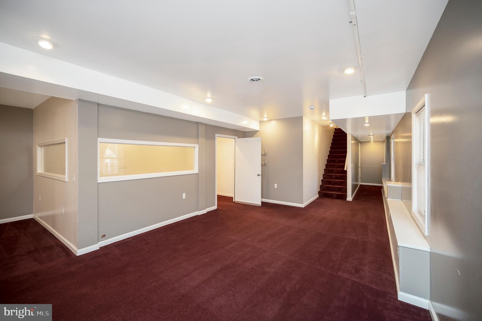 ENGLAND RUN NORTH - Residential