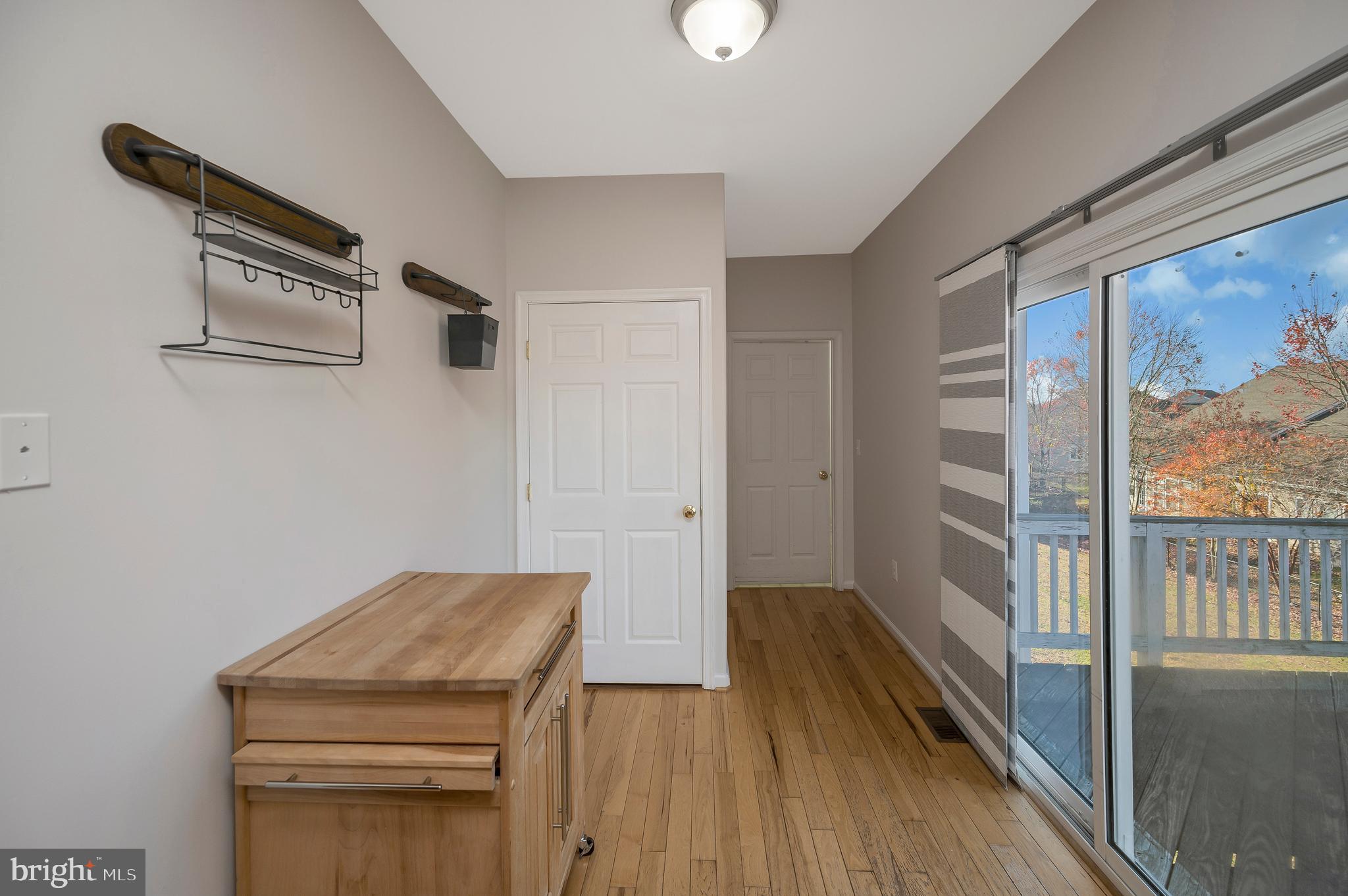 ENGLAND RUN NORTH - Residential