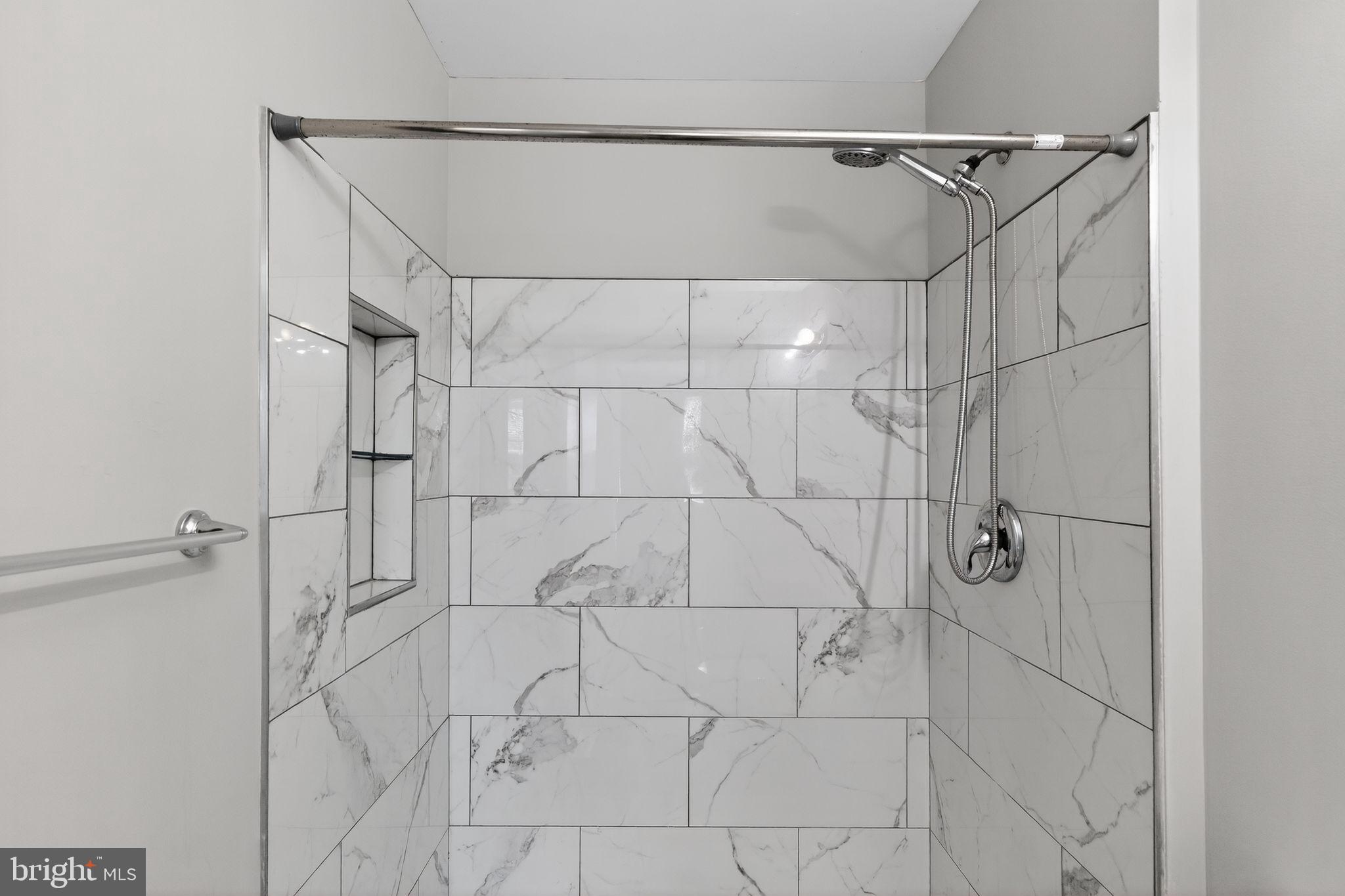 GARRISON RIDGE - Residential