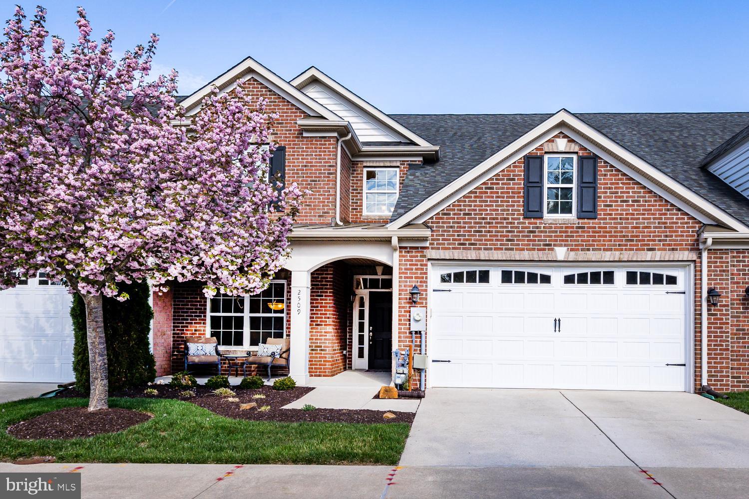 ENCLAVE AT ELLICOTT STATION - Residential