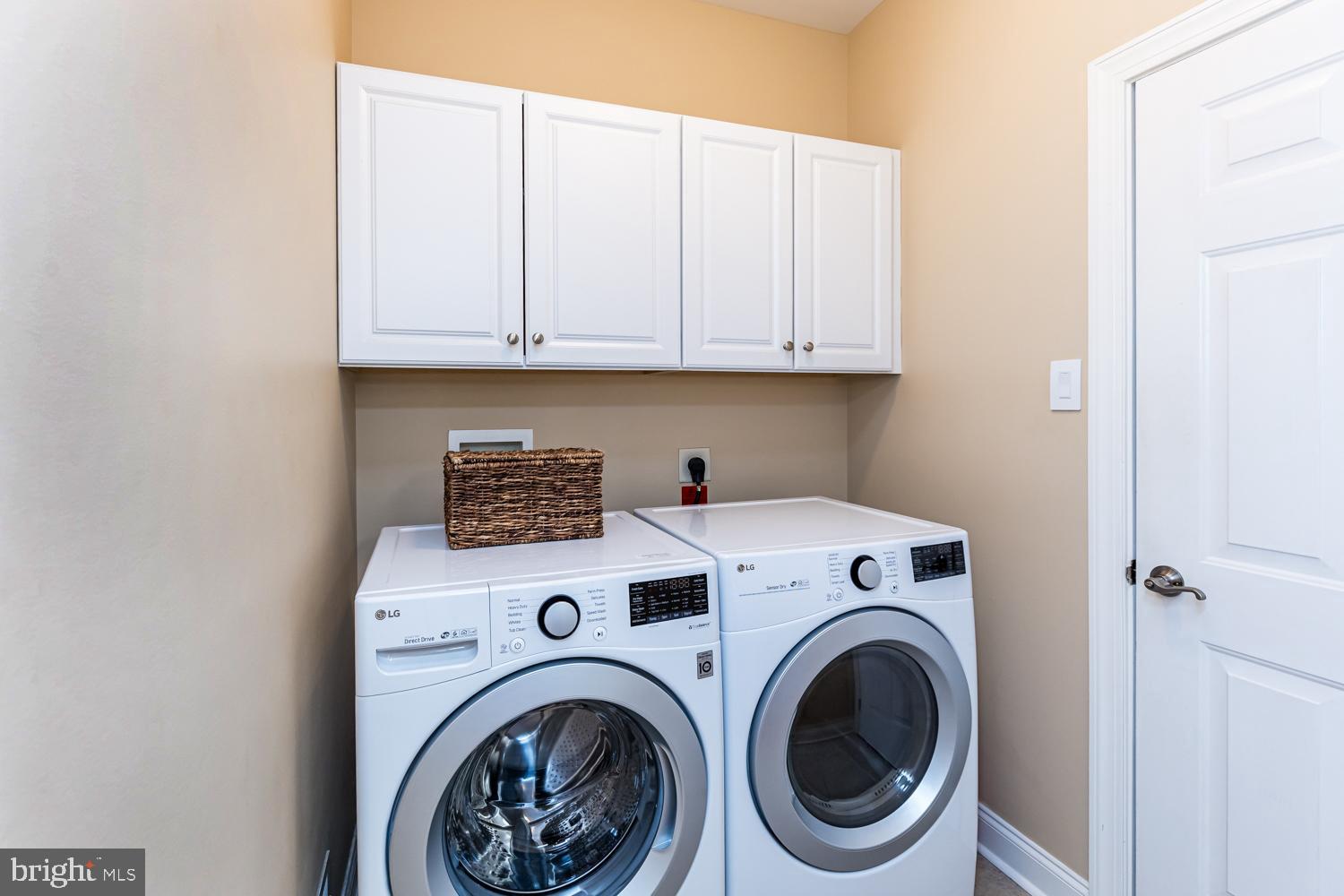 ENCLAVE AT ELLICOTT STATION - Residential