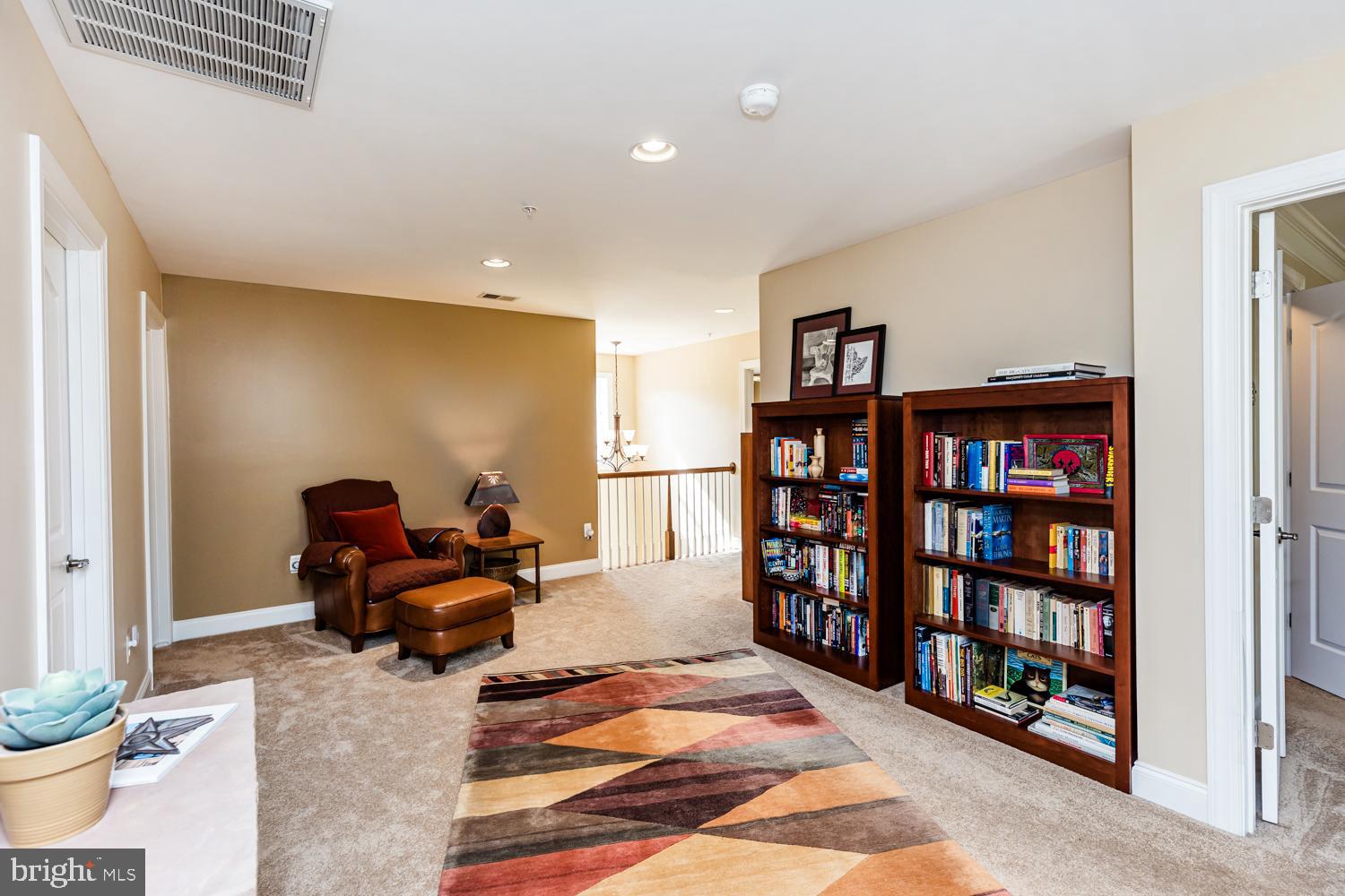 ENCLAVE AT ELLICOTT STATION - Residential