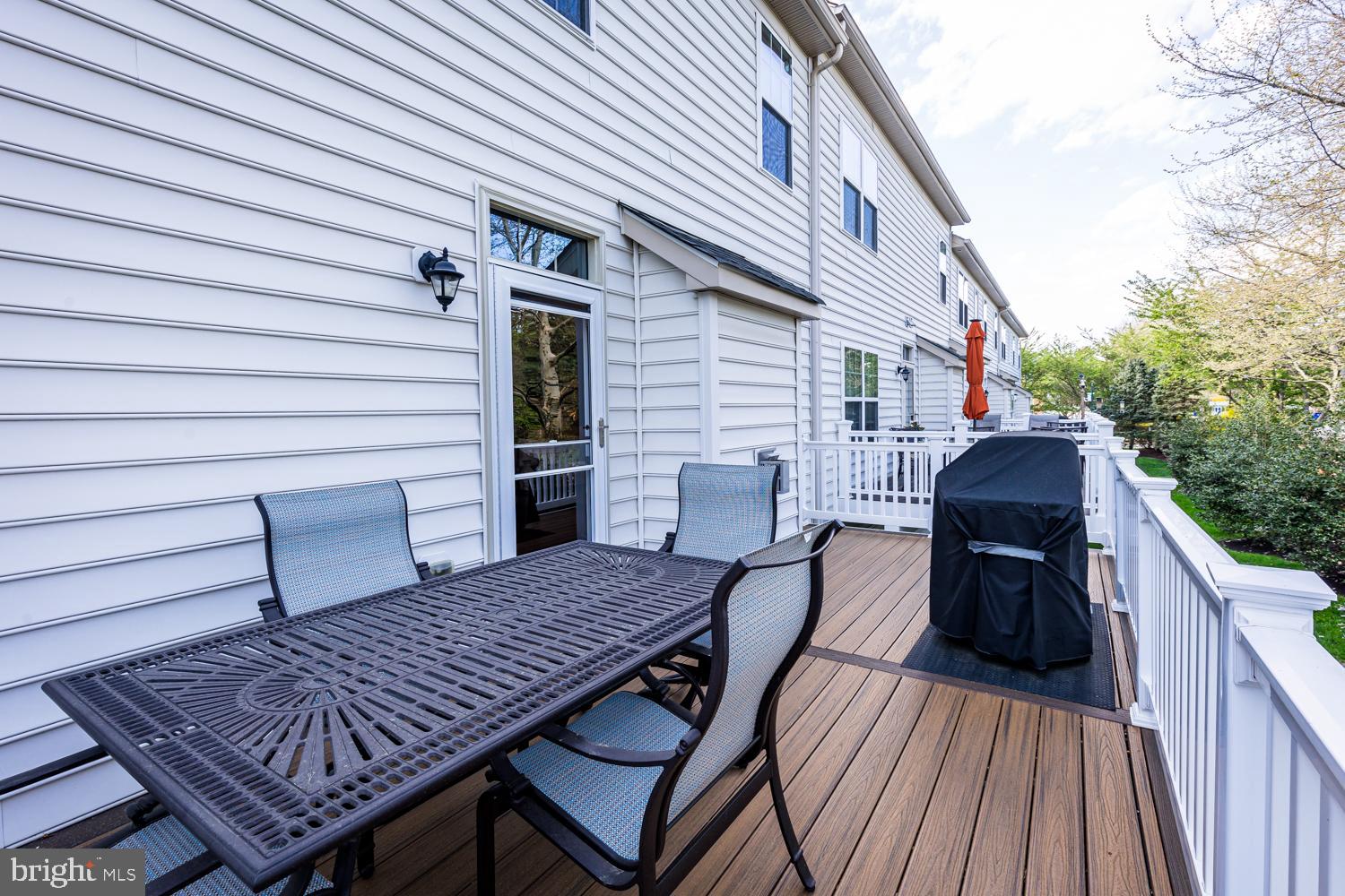 ENCLAVE AT ELLICOTT STATION - Residential