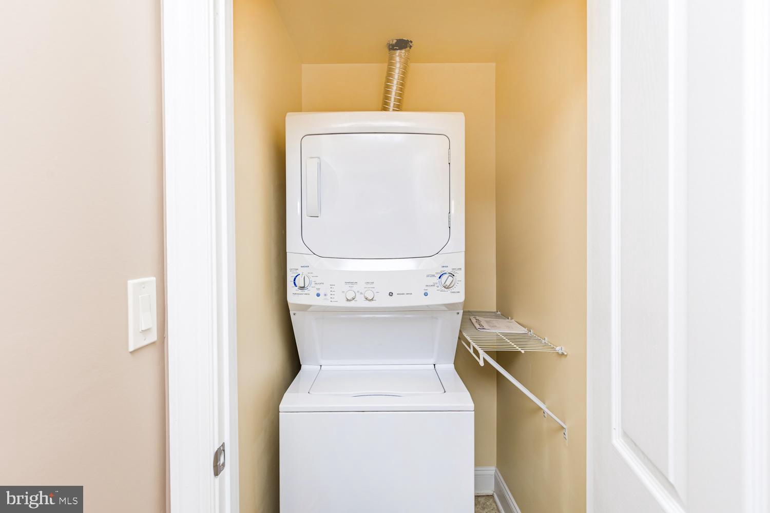 ENCLAVE AT ELLICOTT STATION - Residential