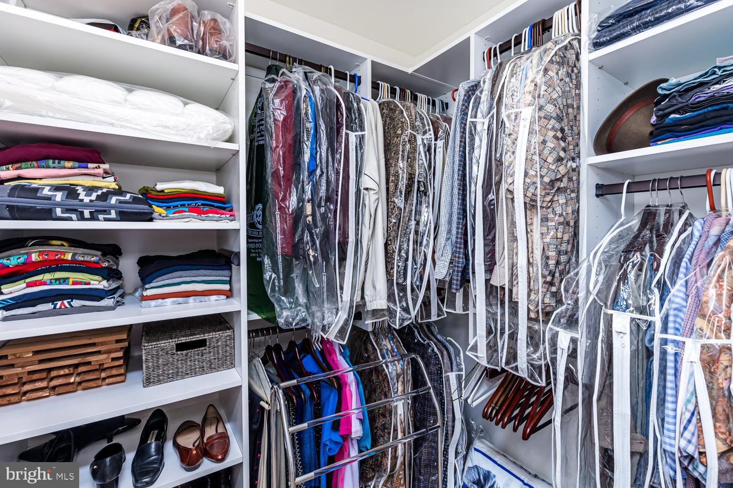 ENCLAVE AT ELLICOTT STATION - Residential