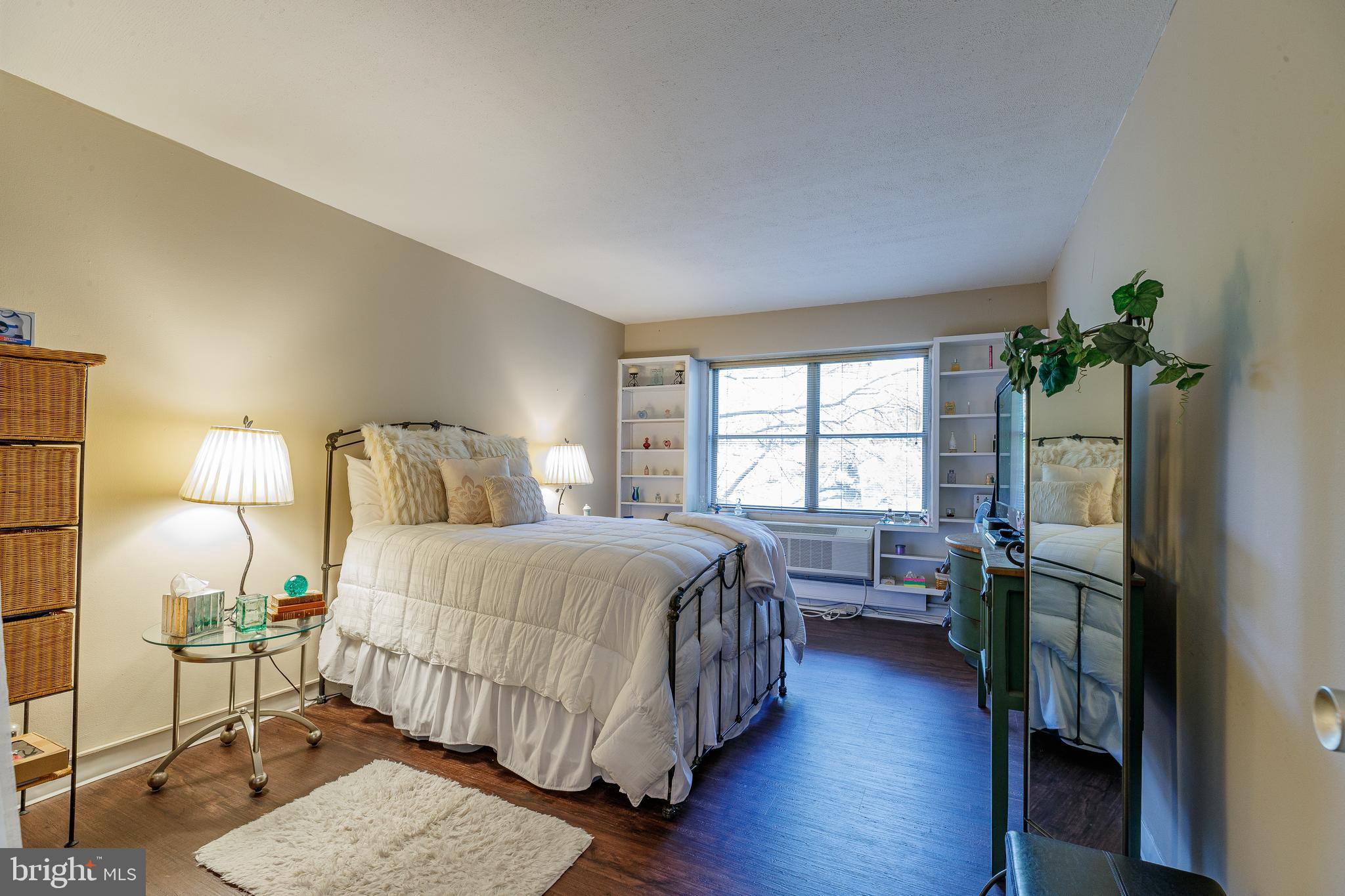 ELKINS PARK - Residential
