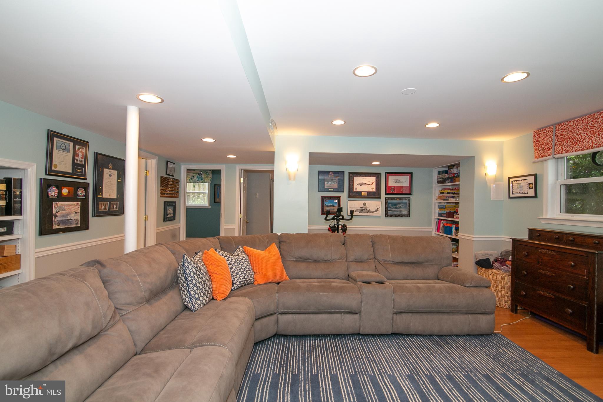 COLLINGWOOD ON THE POTOMAC - Residential Lease