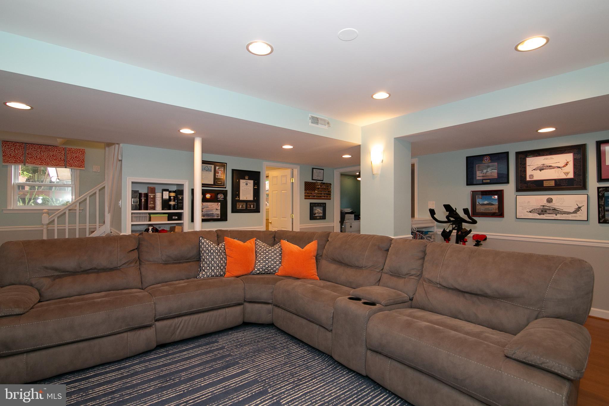 COLLINGWOOD ON THE POTOMAC - Residential Lease