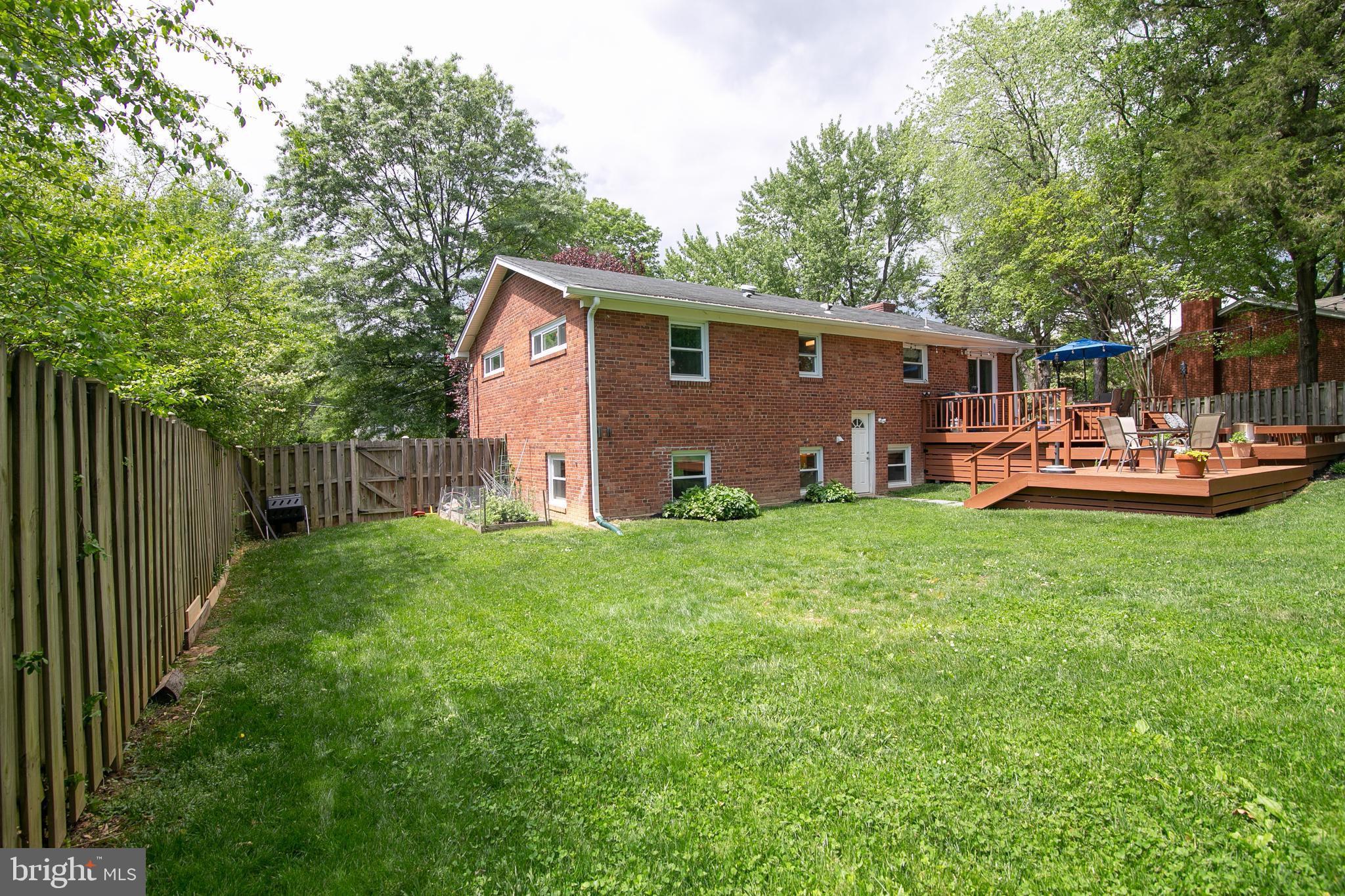 COLLINGWOOD ON THE POTOMAC - Residential Lease