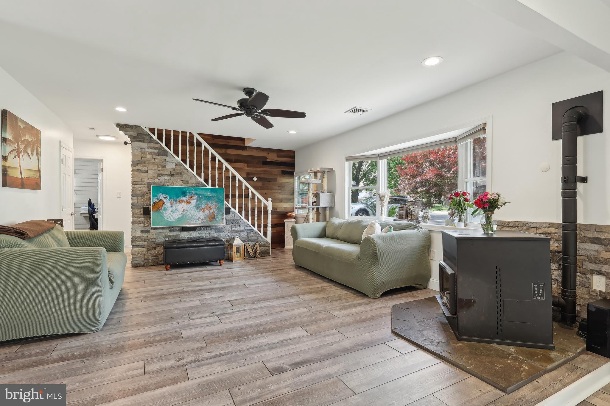 VERMILION HILL - Residential
