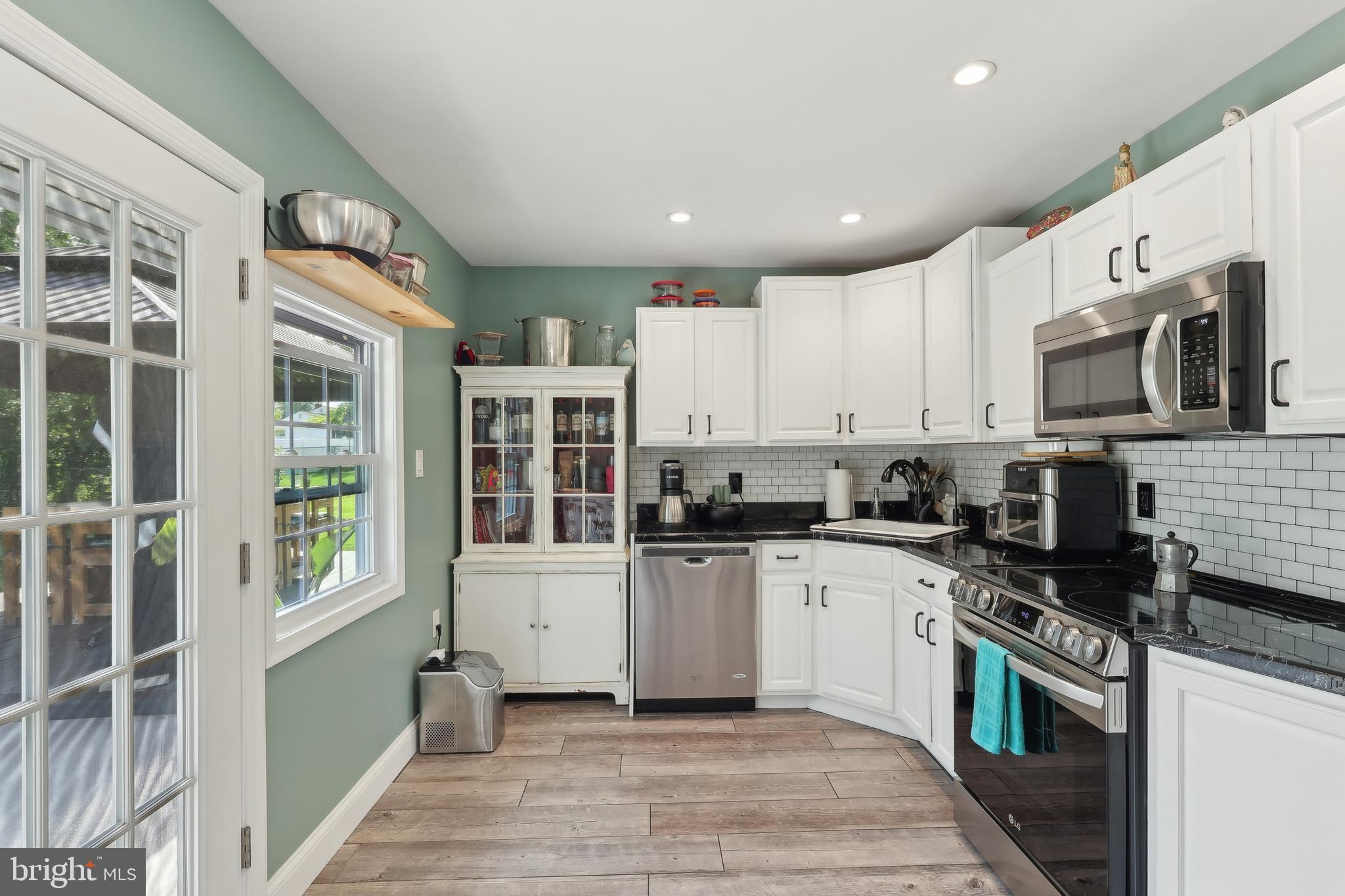 VERMILION HILL - Residential