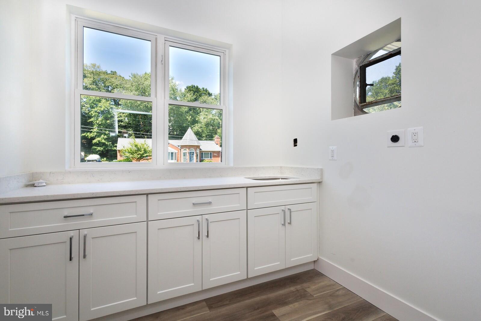 DOWDEN TERRACE - Residential