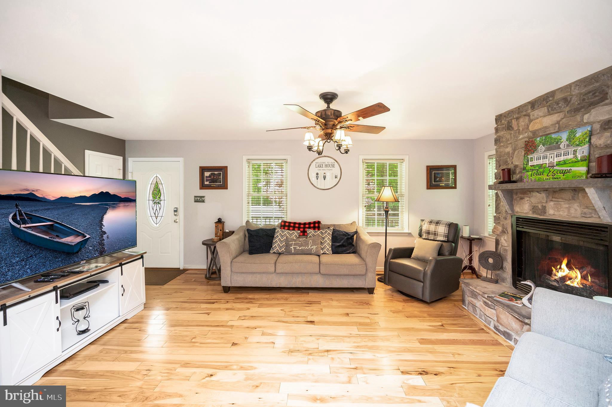 TALL PINES - Residential