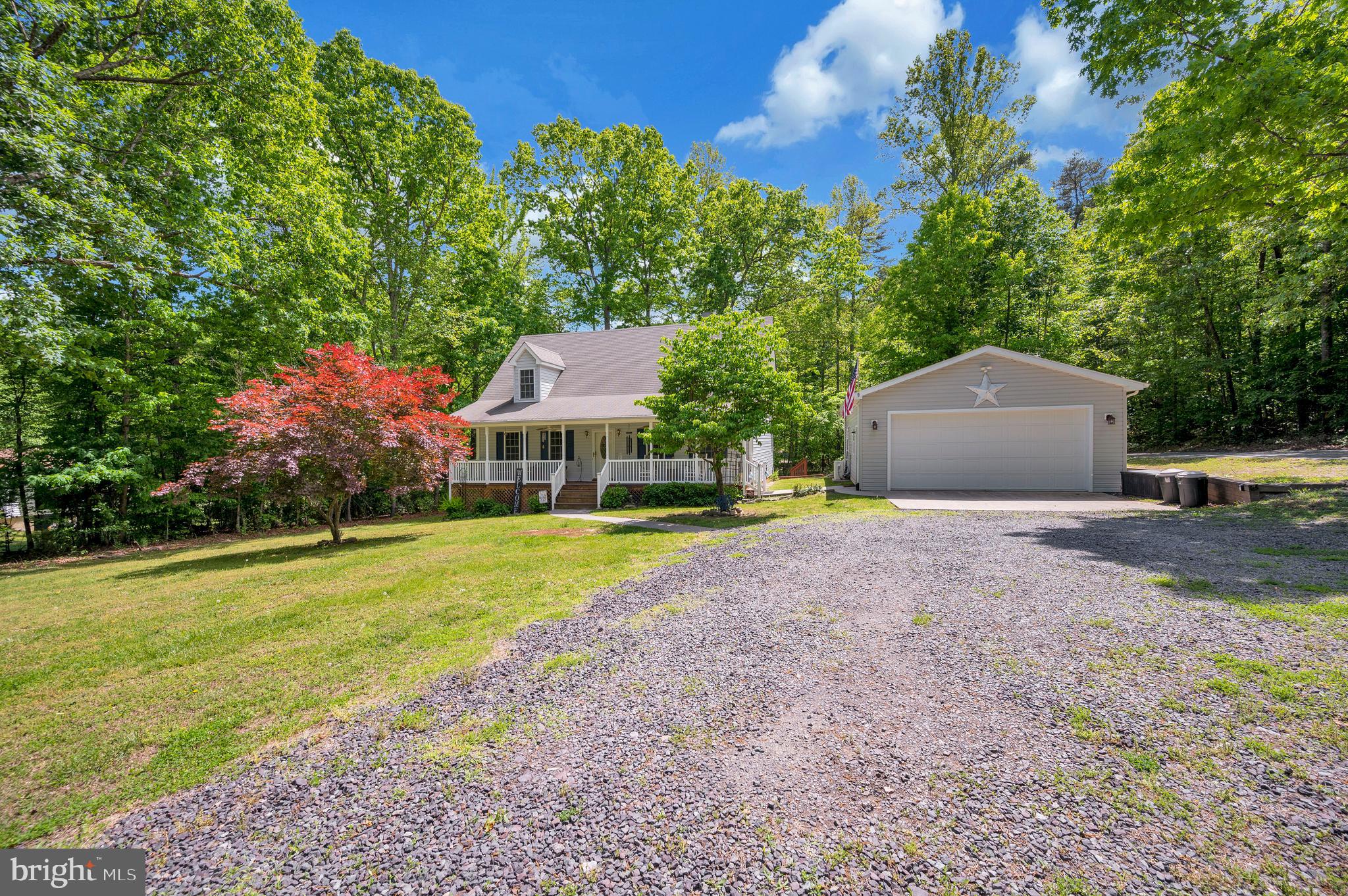 TALL PINES - Residential