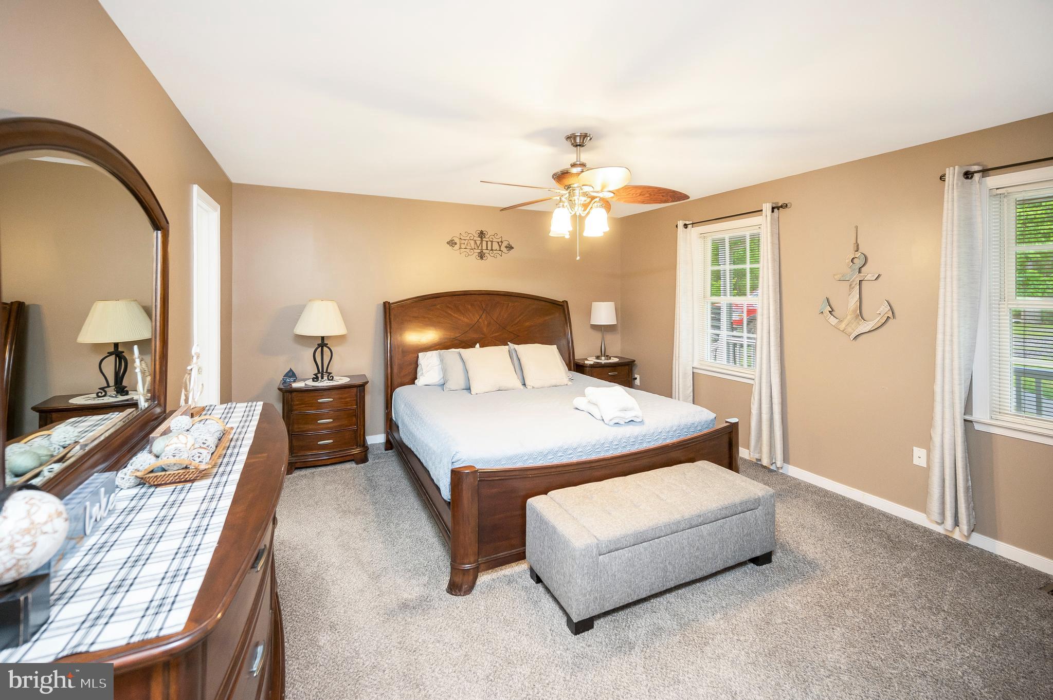 TALL PINES - Residential