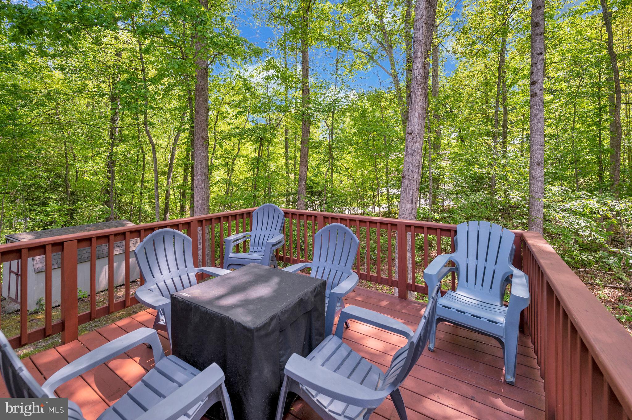 TALL PINES - Residential