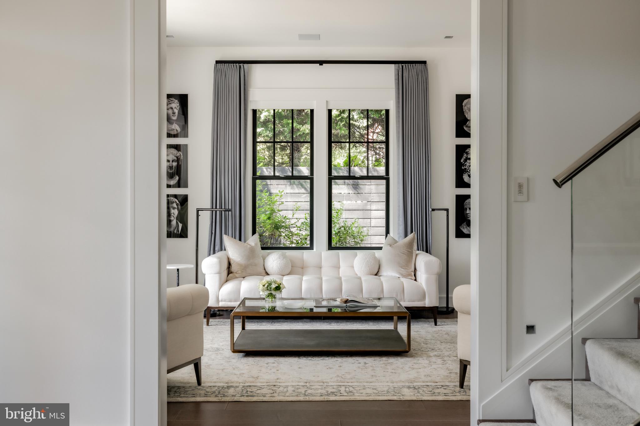 WOODMONT - Residential