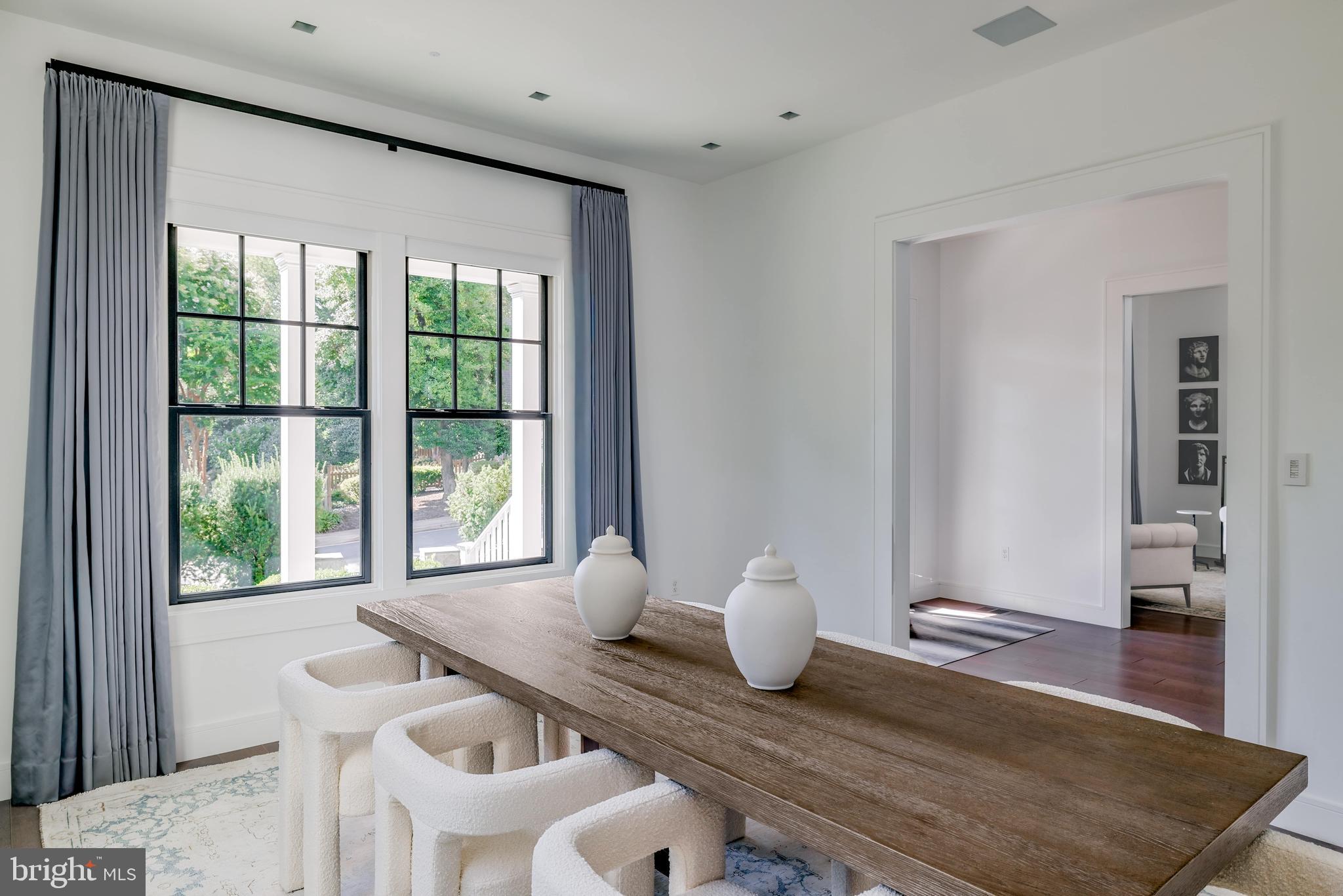 WOODMONT - Residential