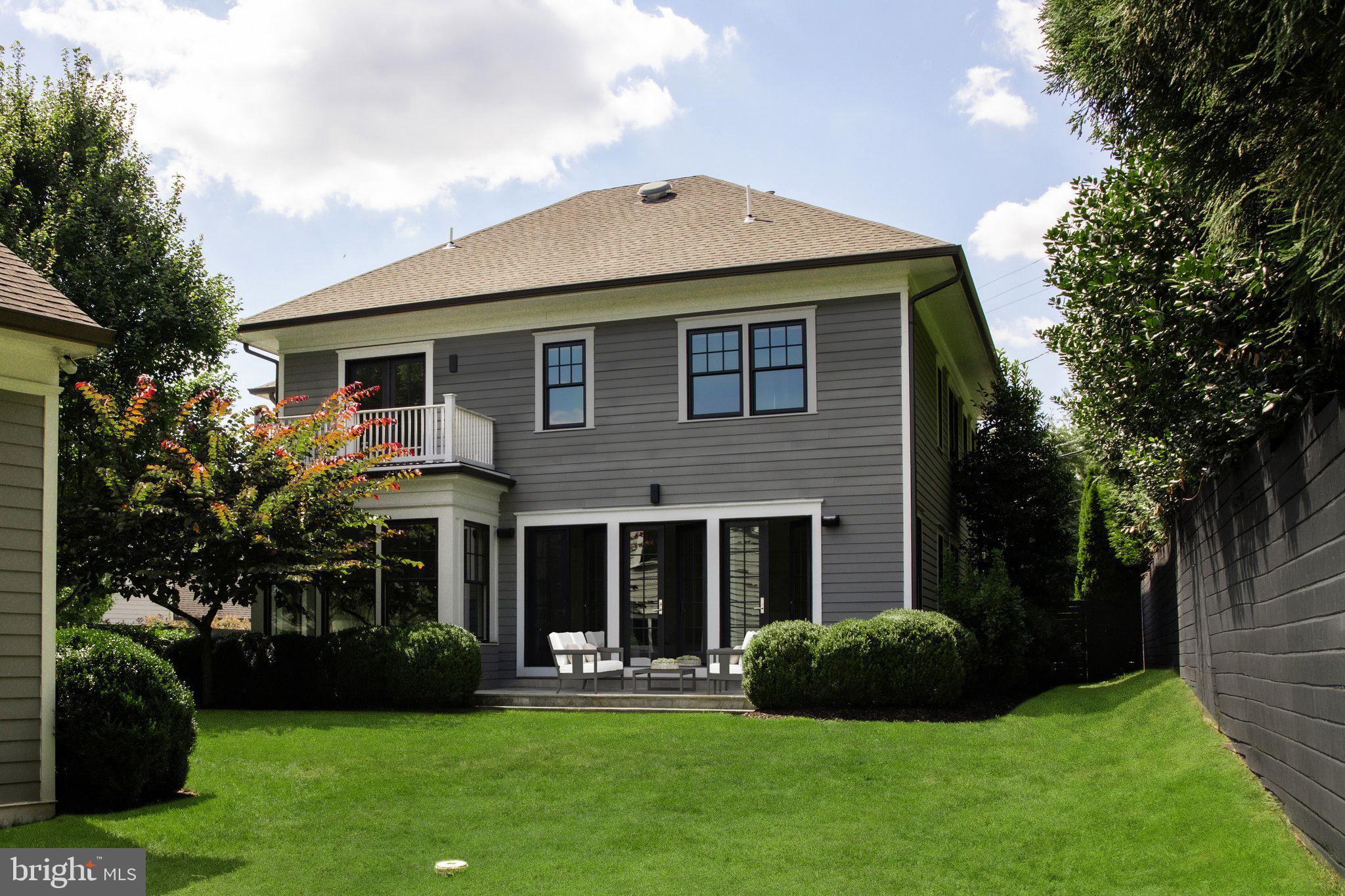 WOODMONT - Residential