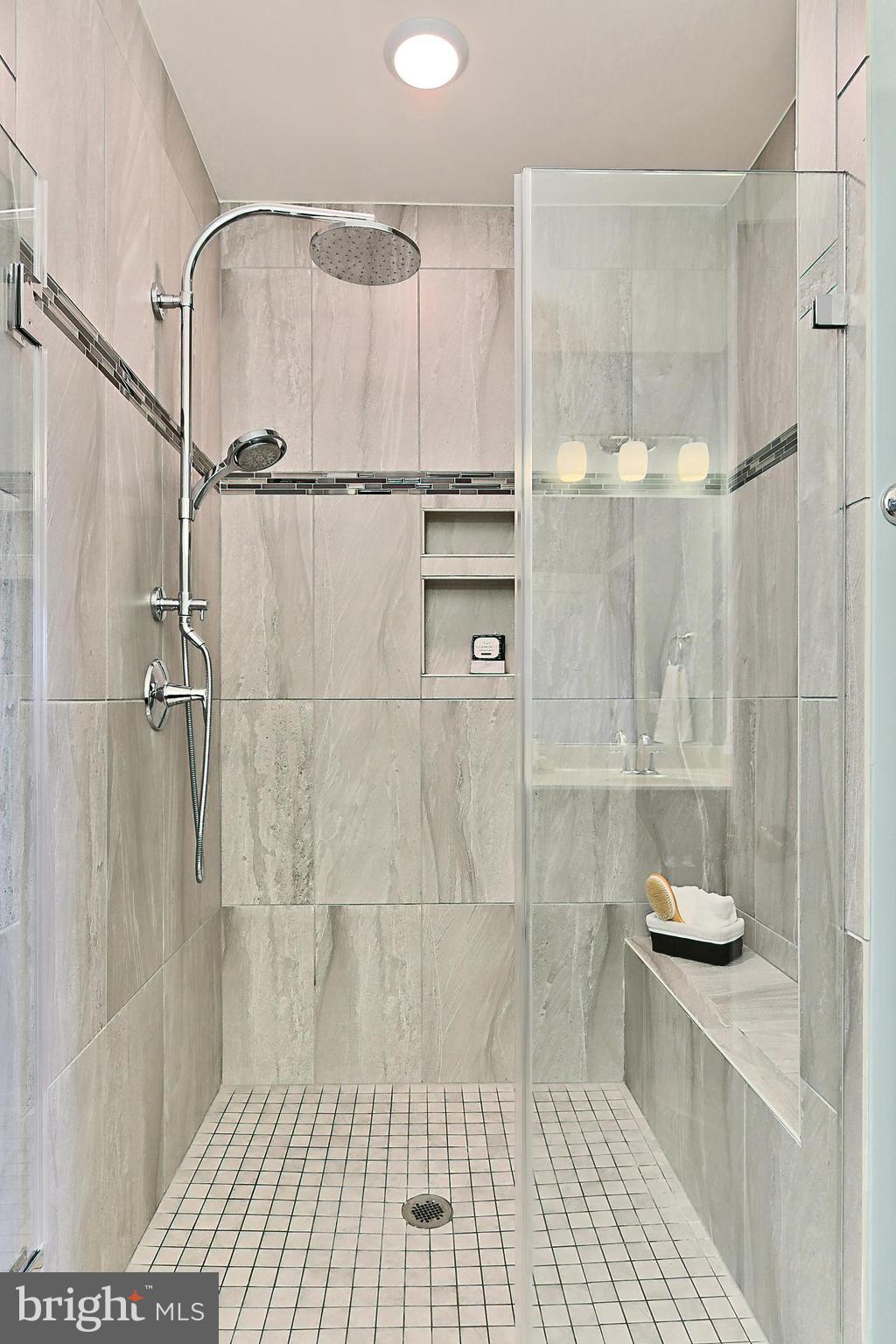 SM ONE LOUDOUN CONDO - Residential