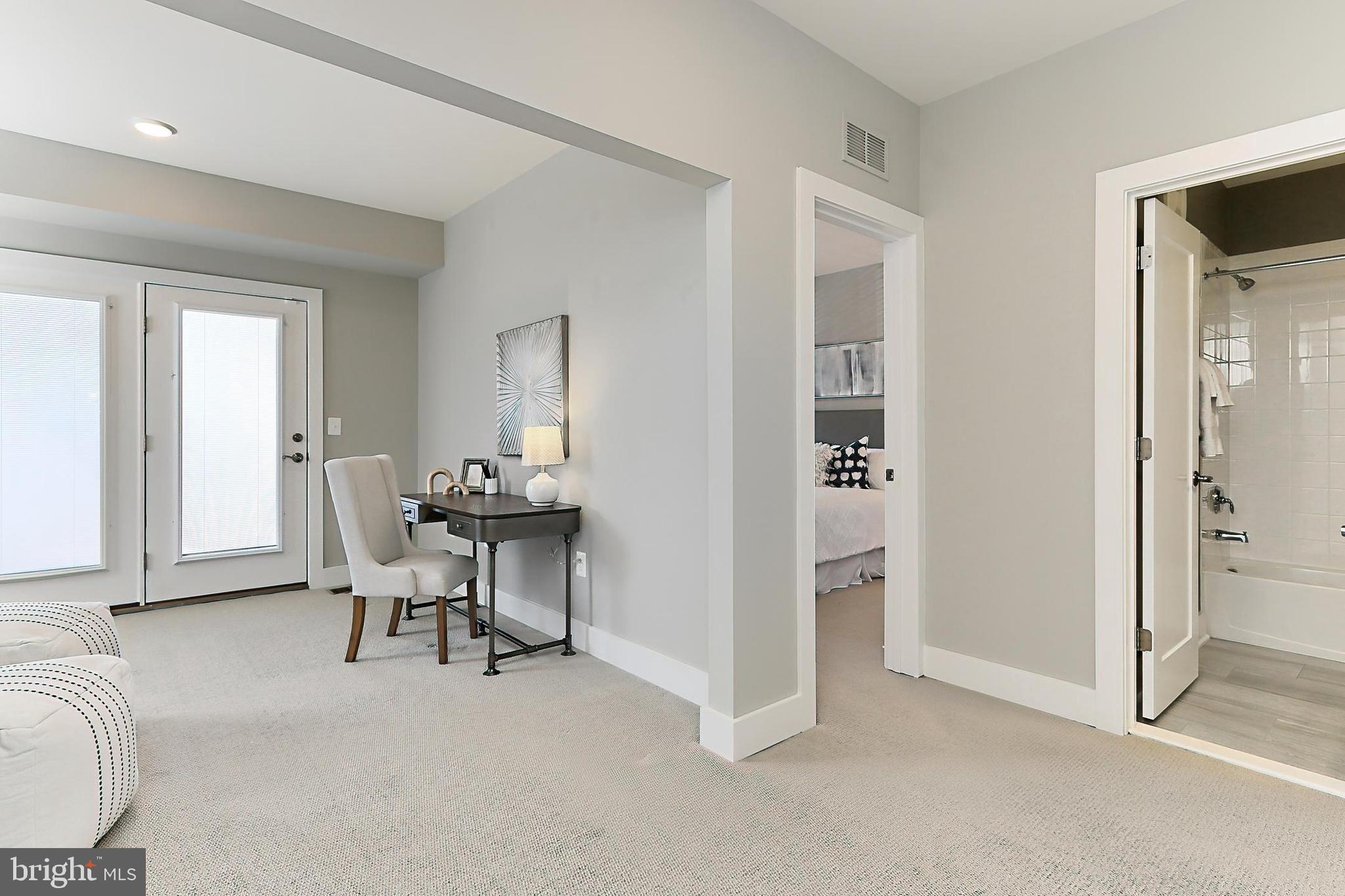 SM ONE LOUDOUN CONDO - Residential