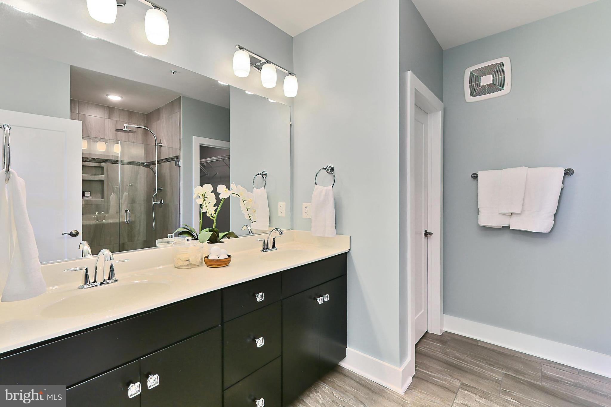 SM ONE LOUDOUN CONDO - Residential