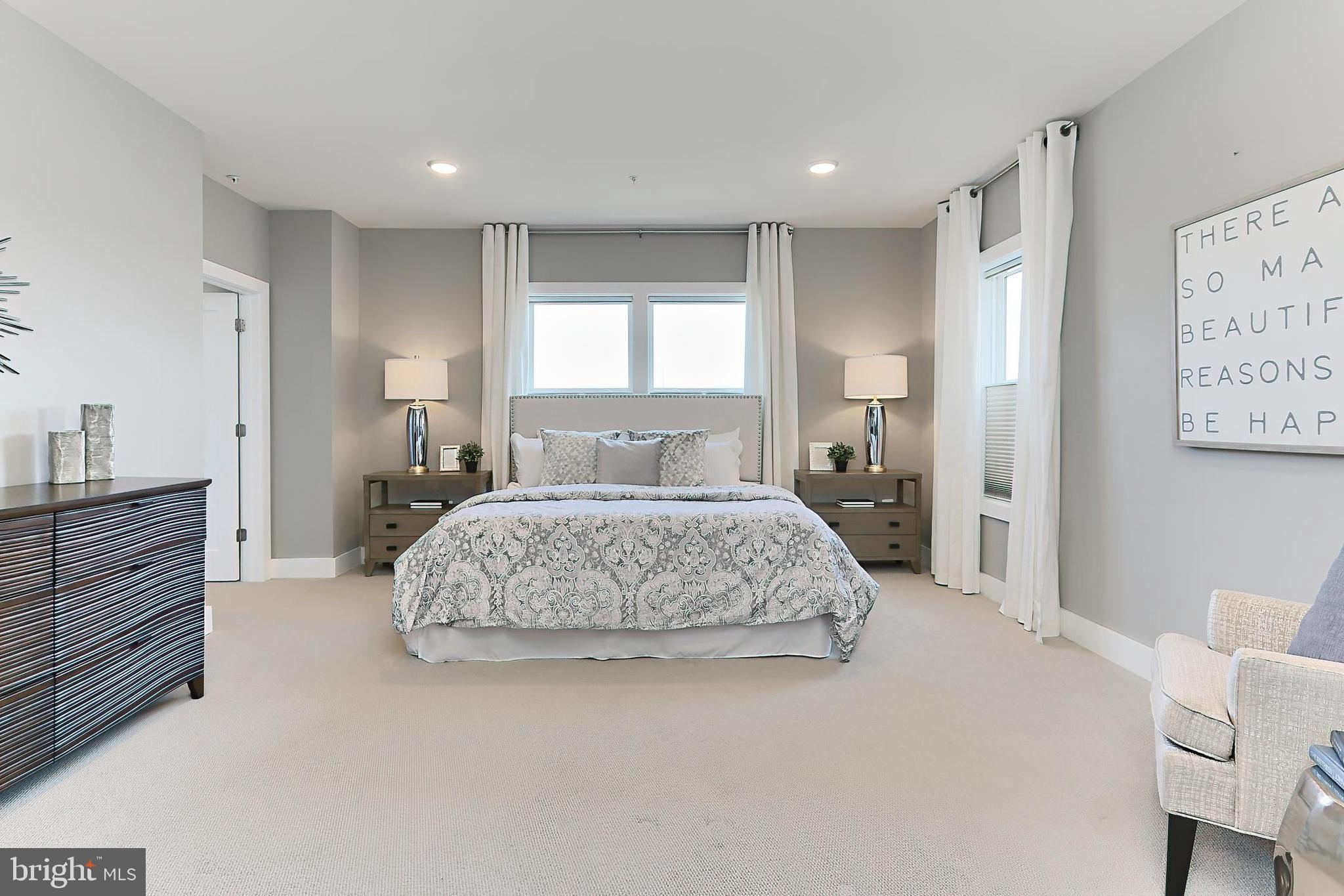 SM ONE LOUDOUN CONDO - Residential