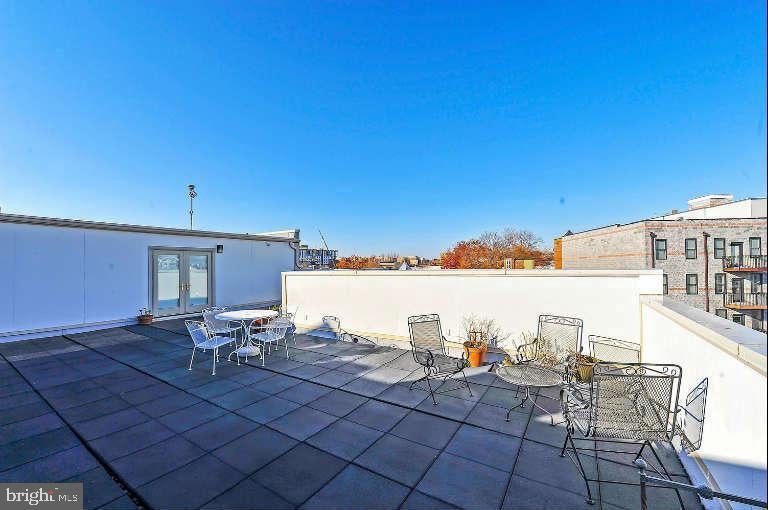 449 R STREET NW 101