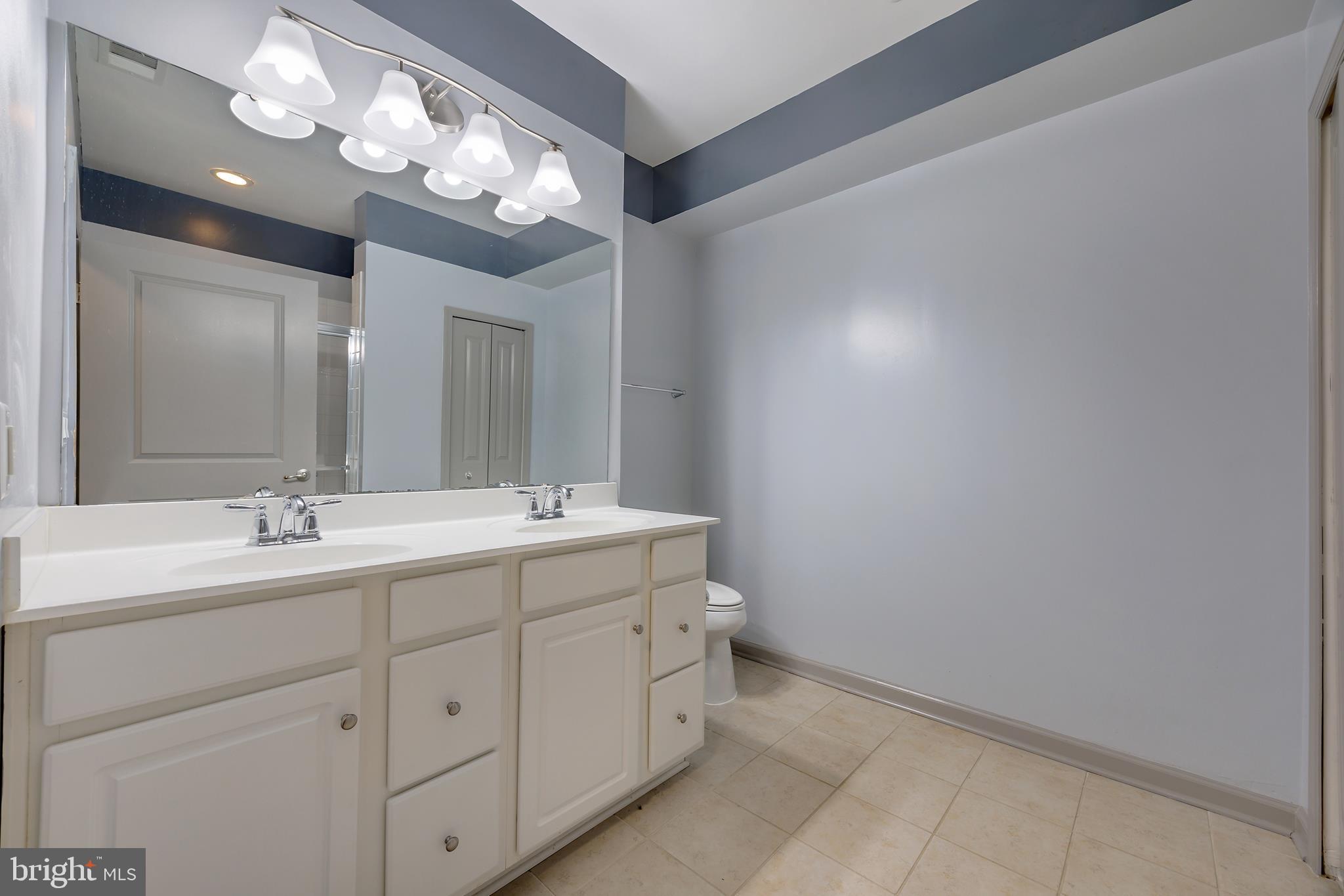 LEGACY AT CHERRY TREE - Residential Lease