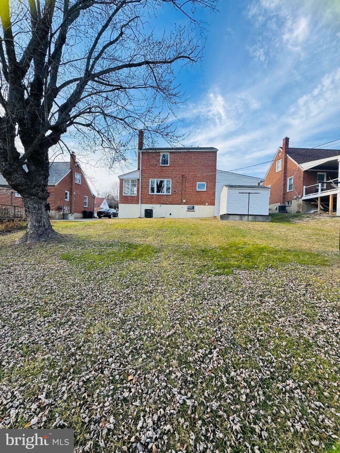 HILLBROOK - Residential Lease