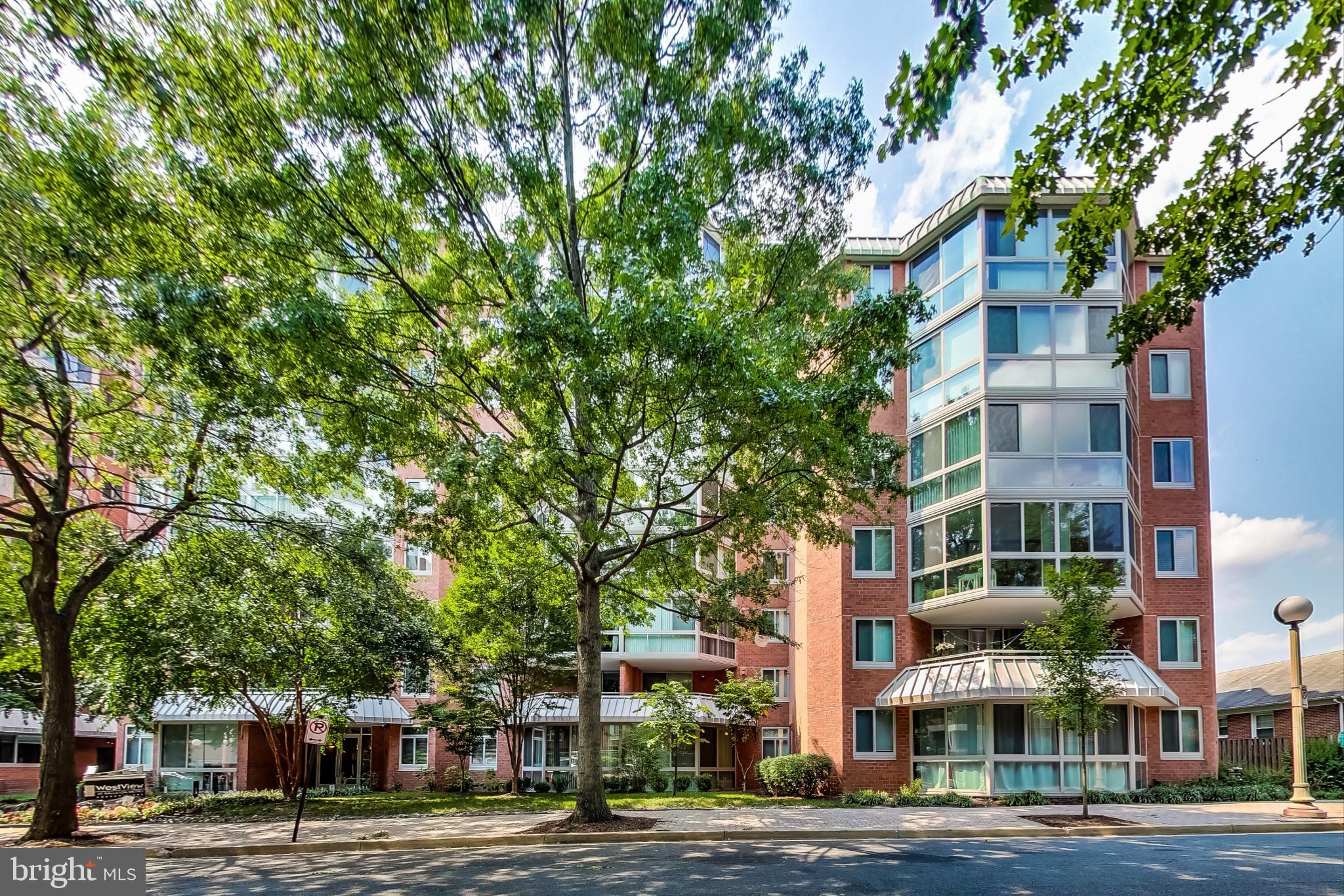 WESTVIEW AT BALLSTON METRO - Residential