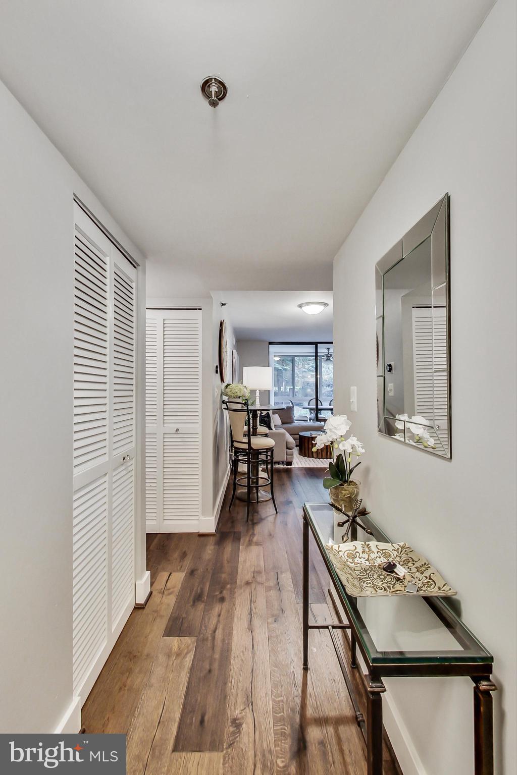 WESTVIEW AT BALLSTON METRO - Residential