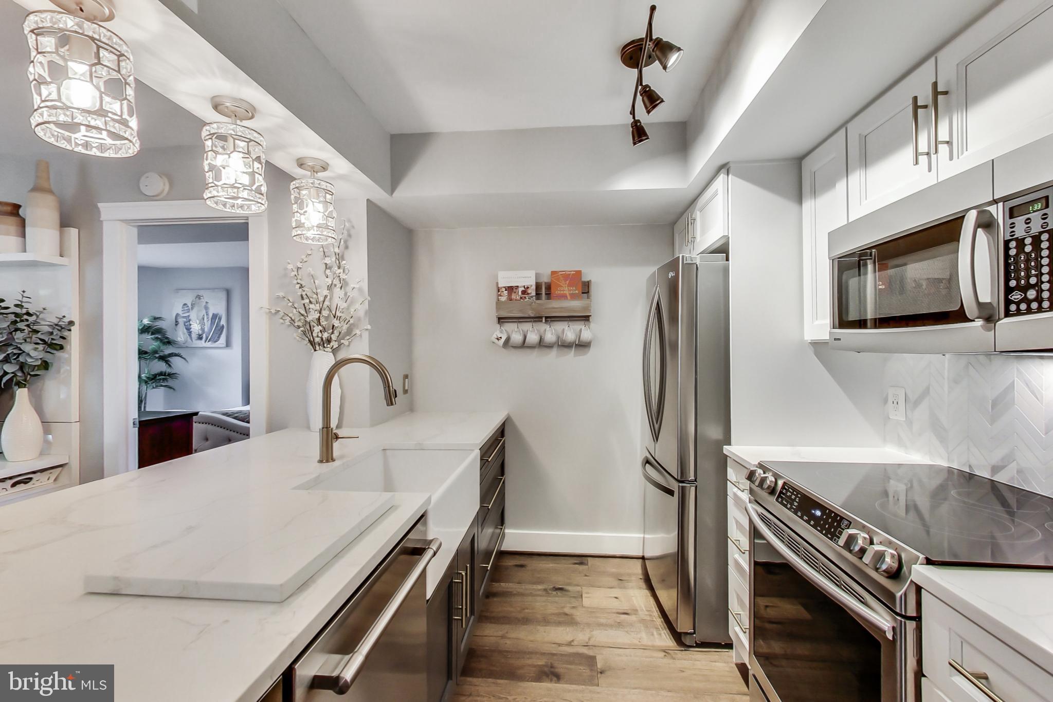 WESTVIEW AT BALLSTON METRO - Residential