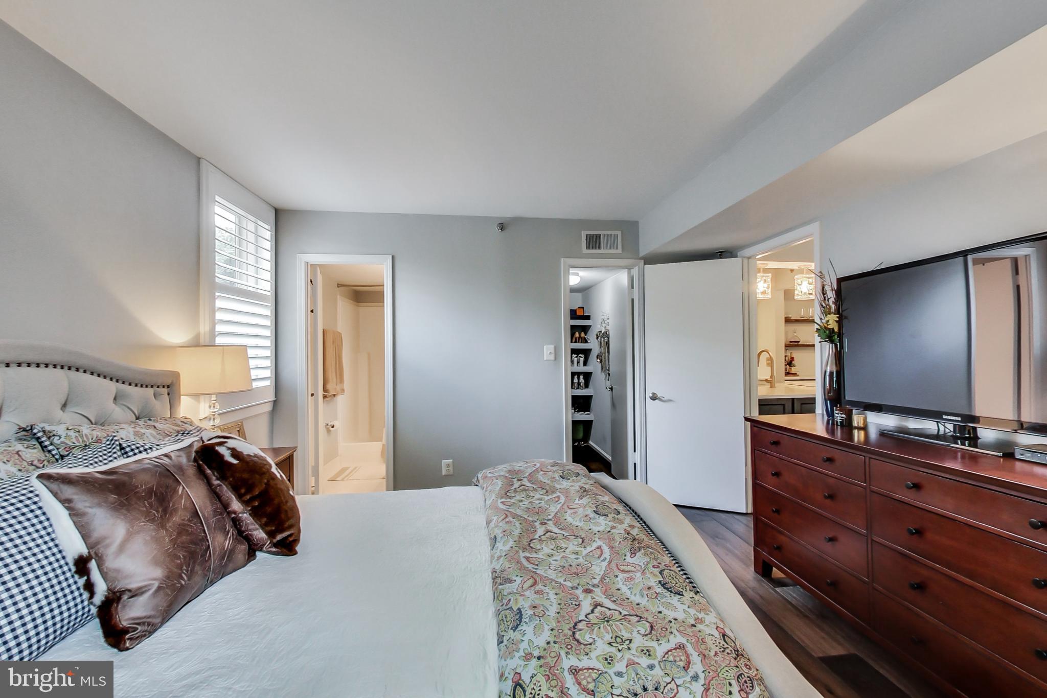 WESTVIEW AT BALLSTON METRO - Residential