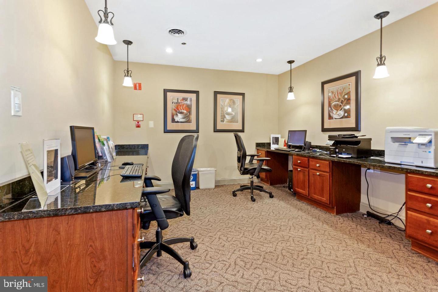 WESTVIEW AT BALLSTON METRO - Residential