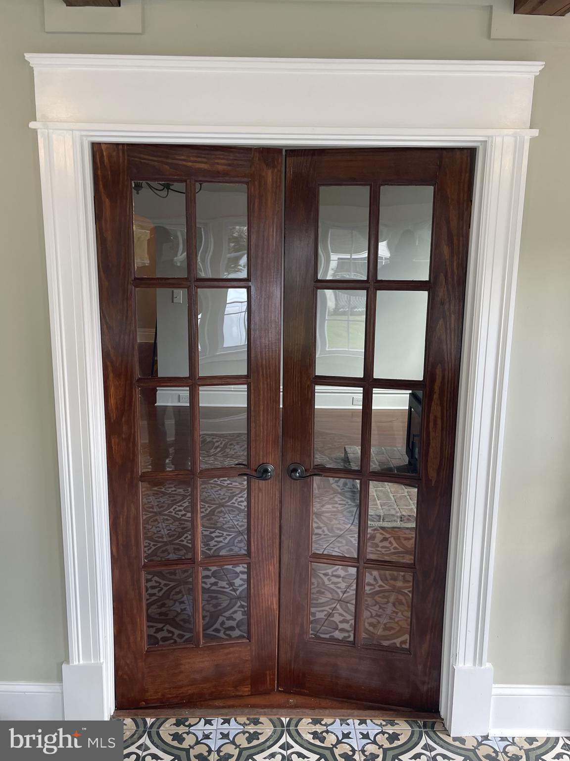 HURLOCK - Residential