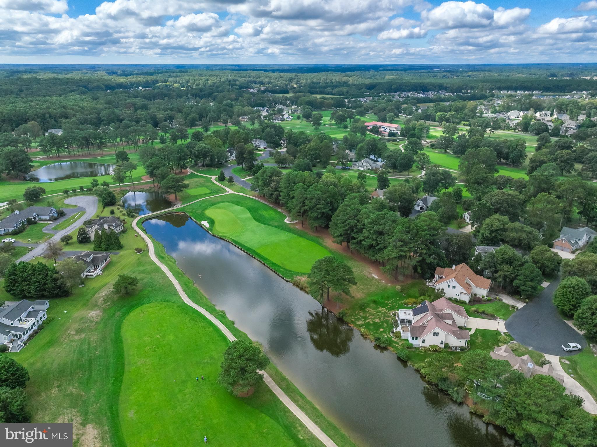 FAIRWAY VILLAS - Residential