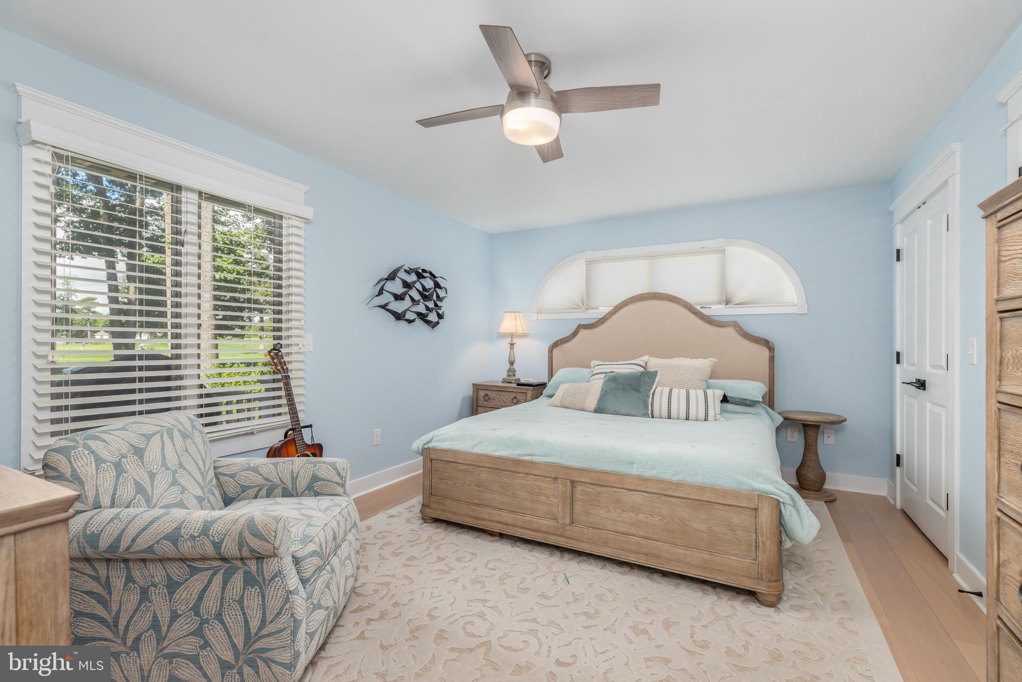 FAIRWAY VILLAS - Residential