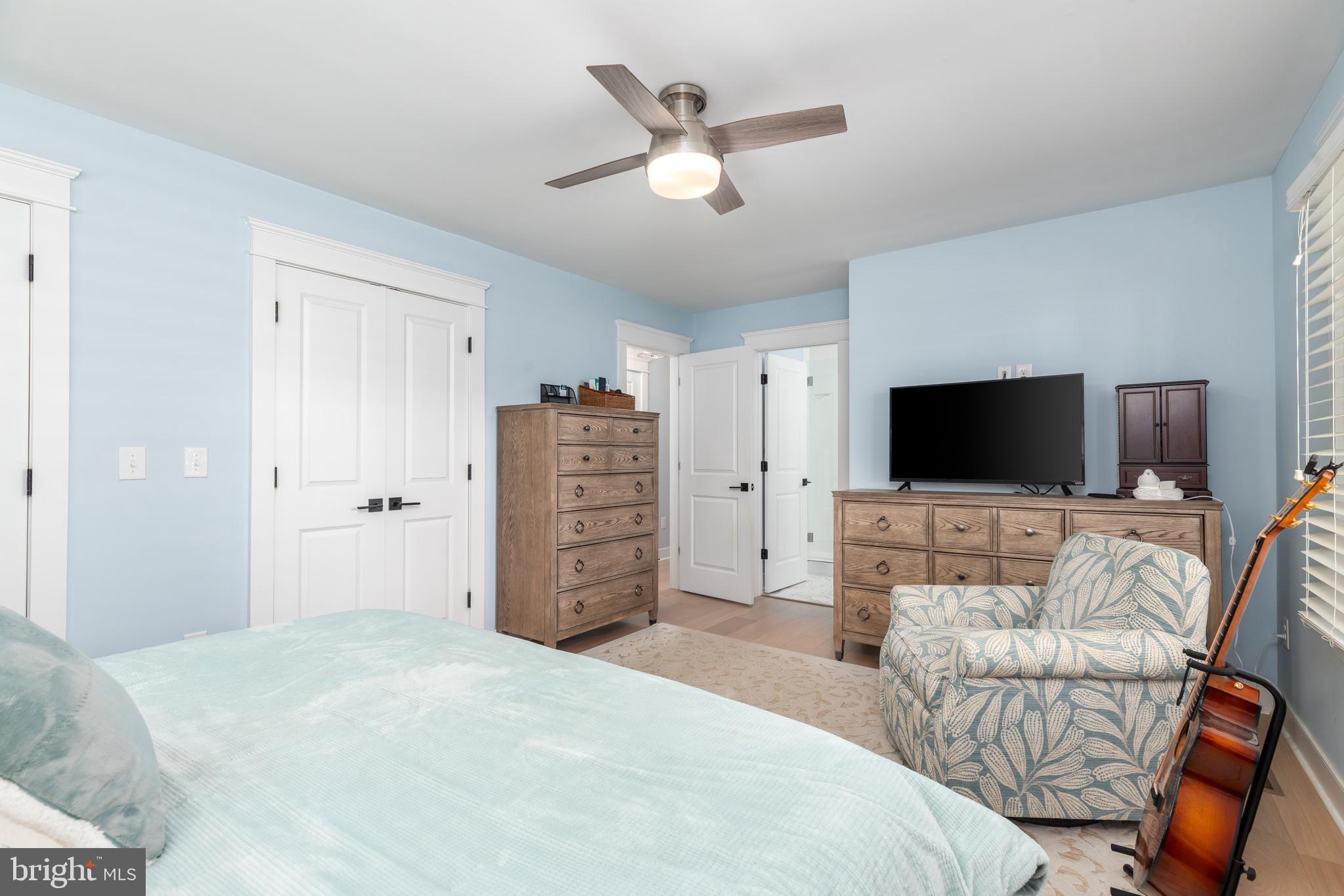 FAIRWAY VILLAS - Residential